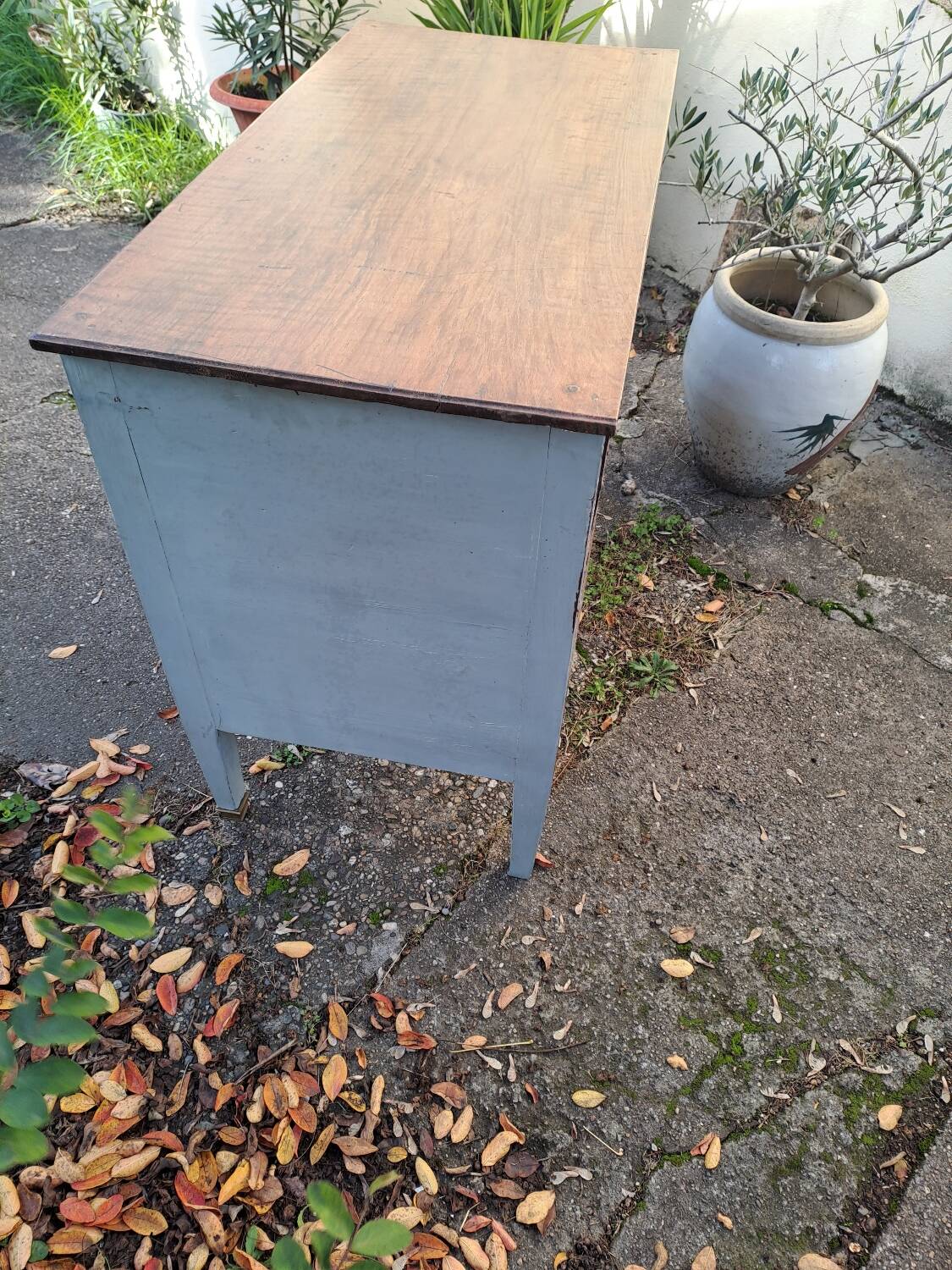 Louis XVI Directory chest of drawers early 19th