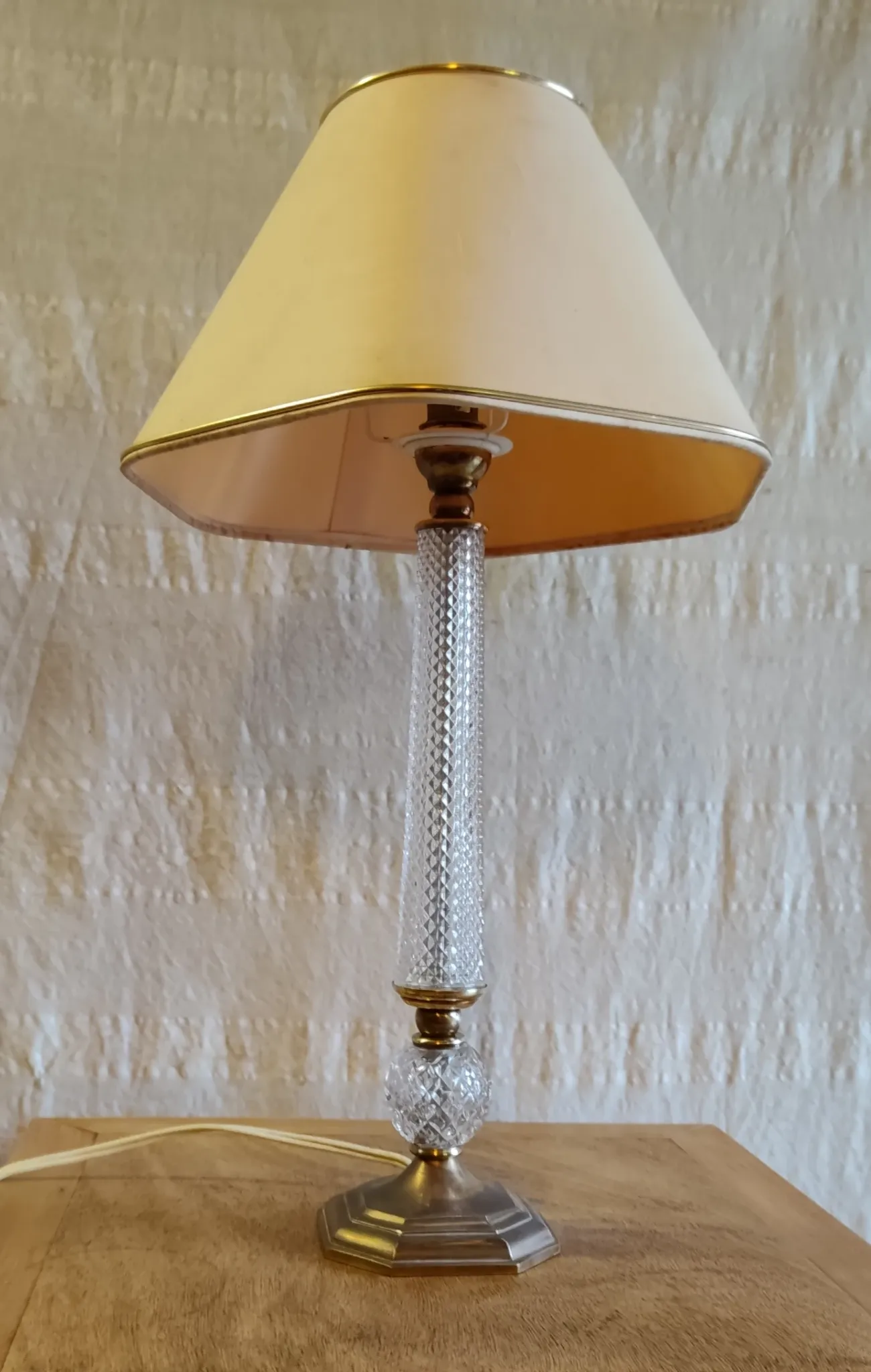 Neo-classical table lamp base in glass and gilded brass - mid 20th century