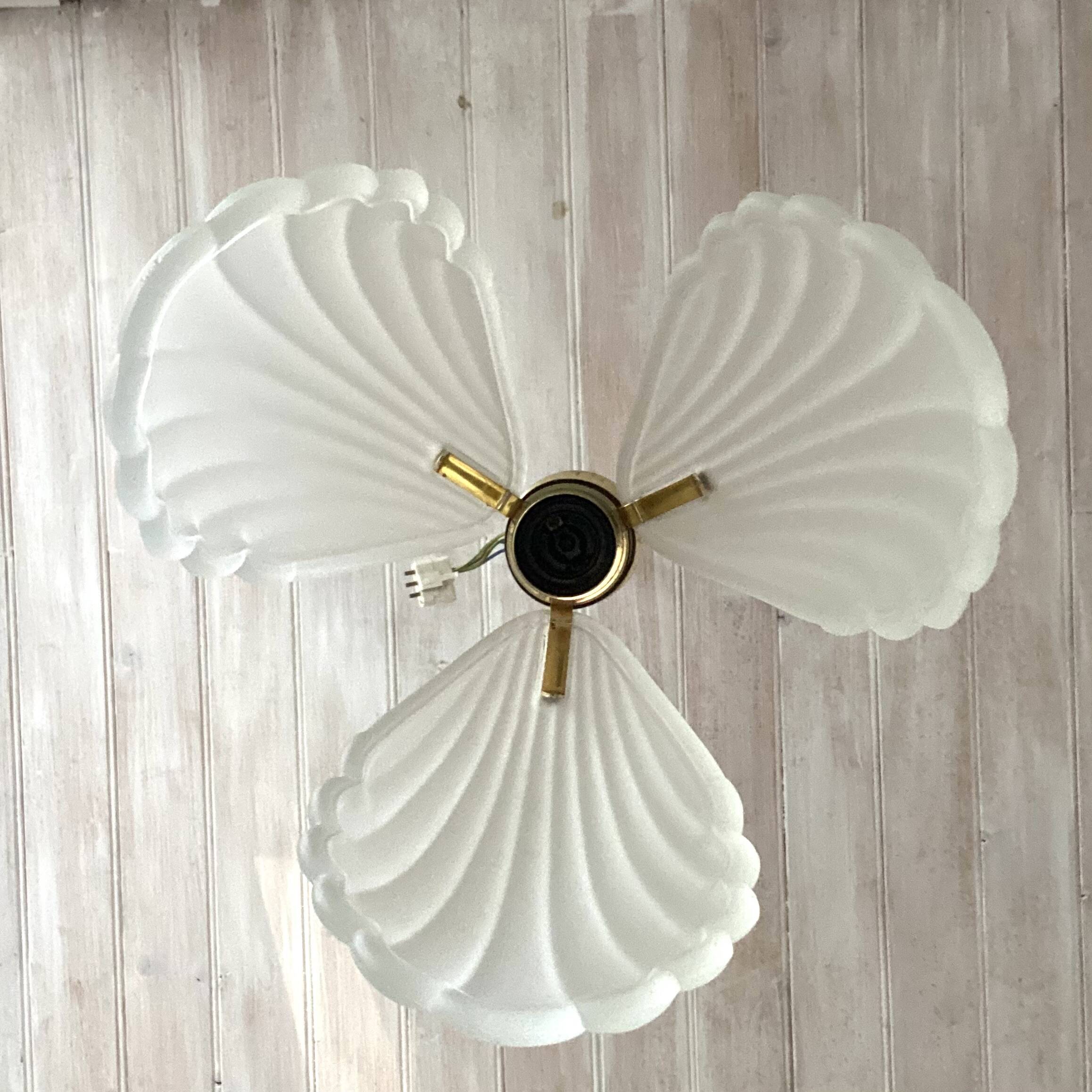 Shell pendant from the 60s-70s.