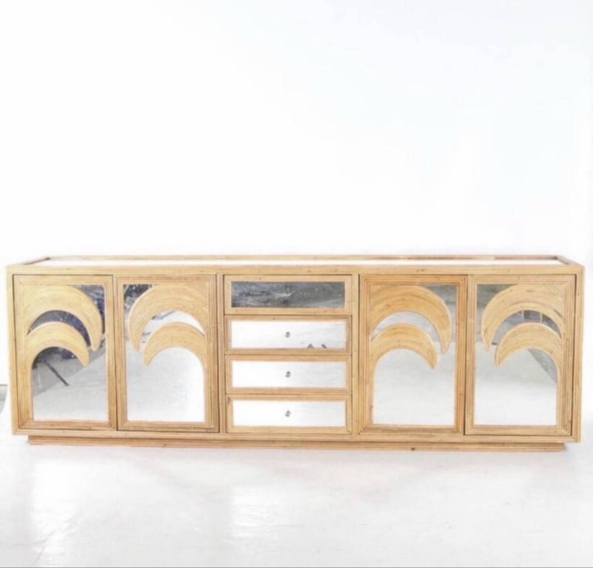 Enfilade « palmes » en rotin et miroirs 
