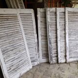 A set of 6 components