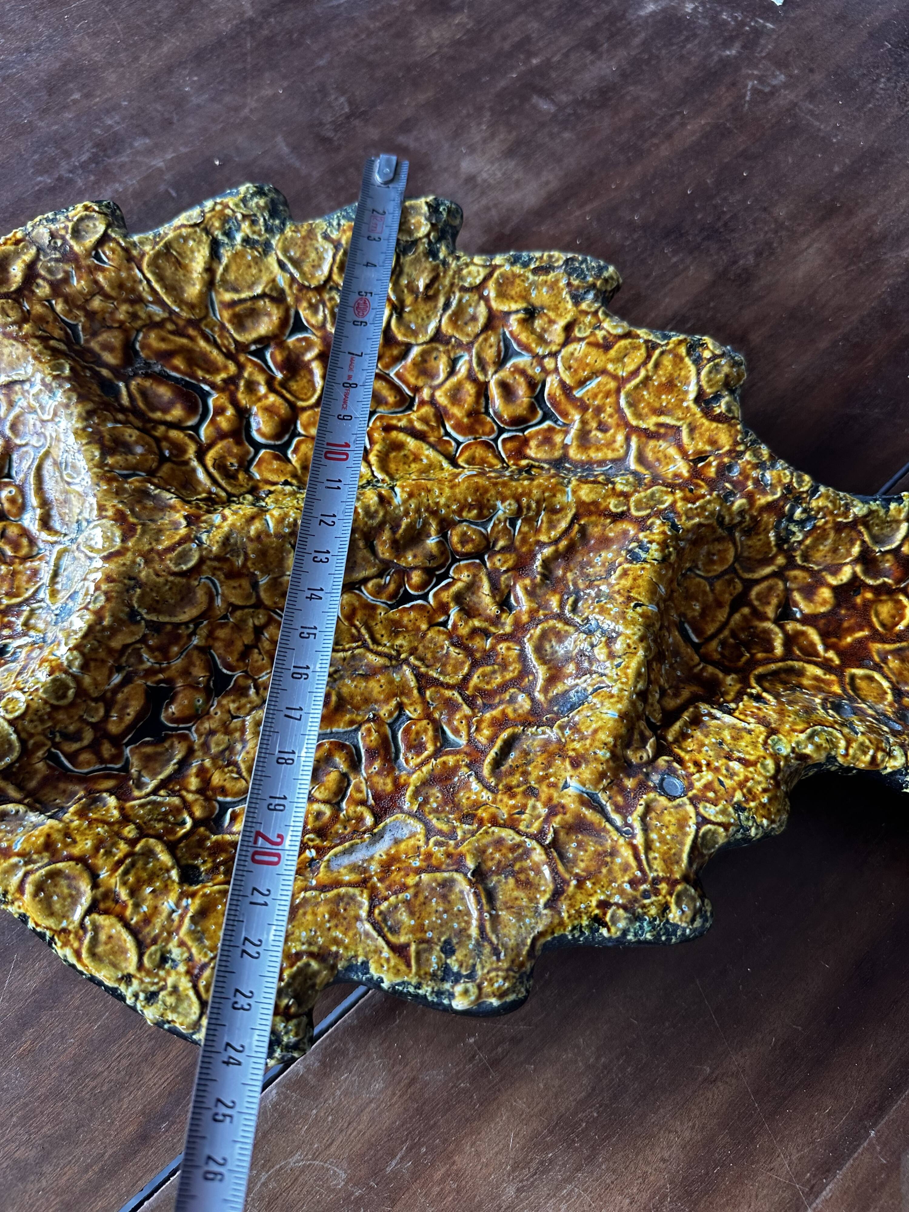 Vallauris appetizer dish in fat lava earthenware in the shape of a fish