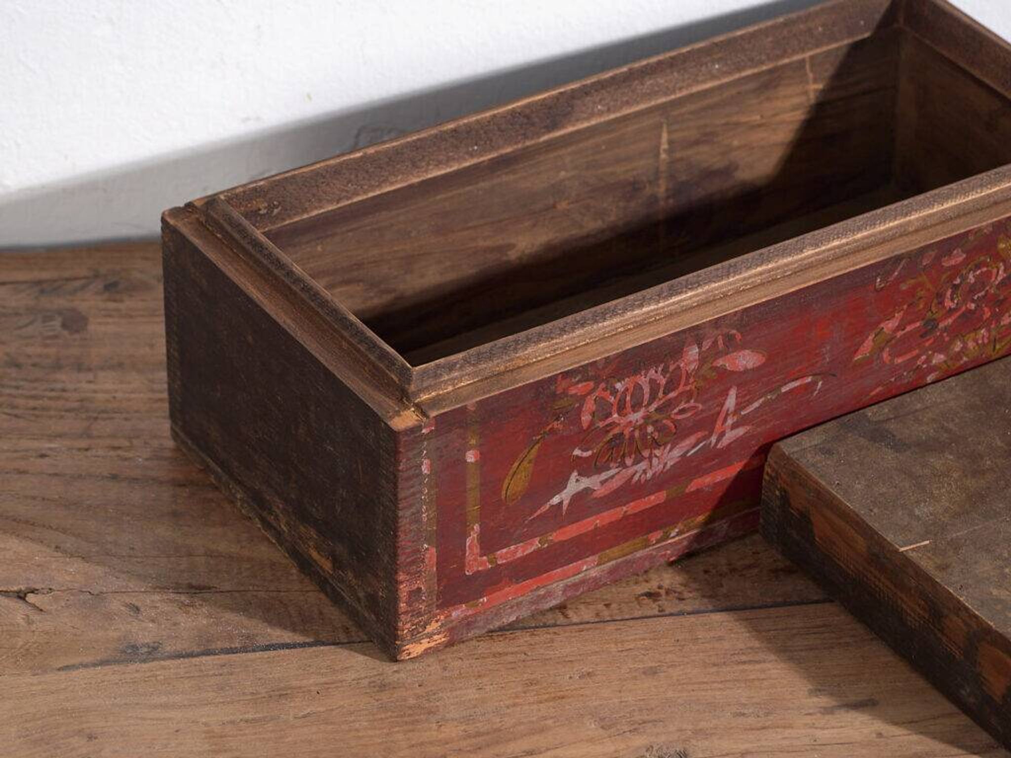 Ancient Asian chest (c.1900) #38