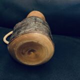 Pichet en bois sculpté 15cm