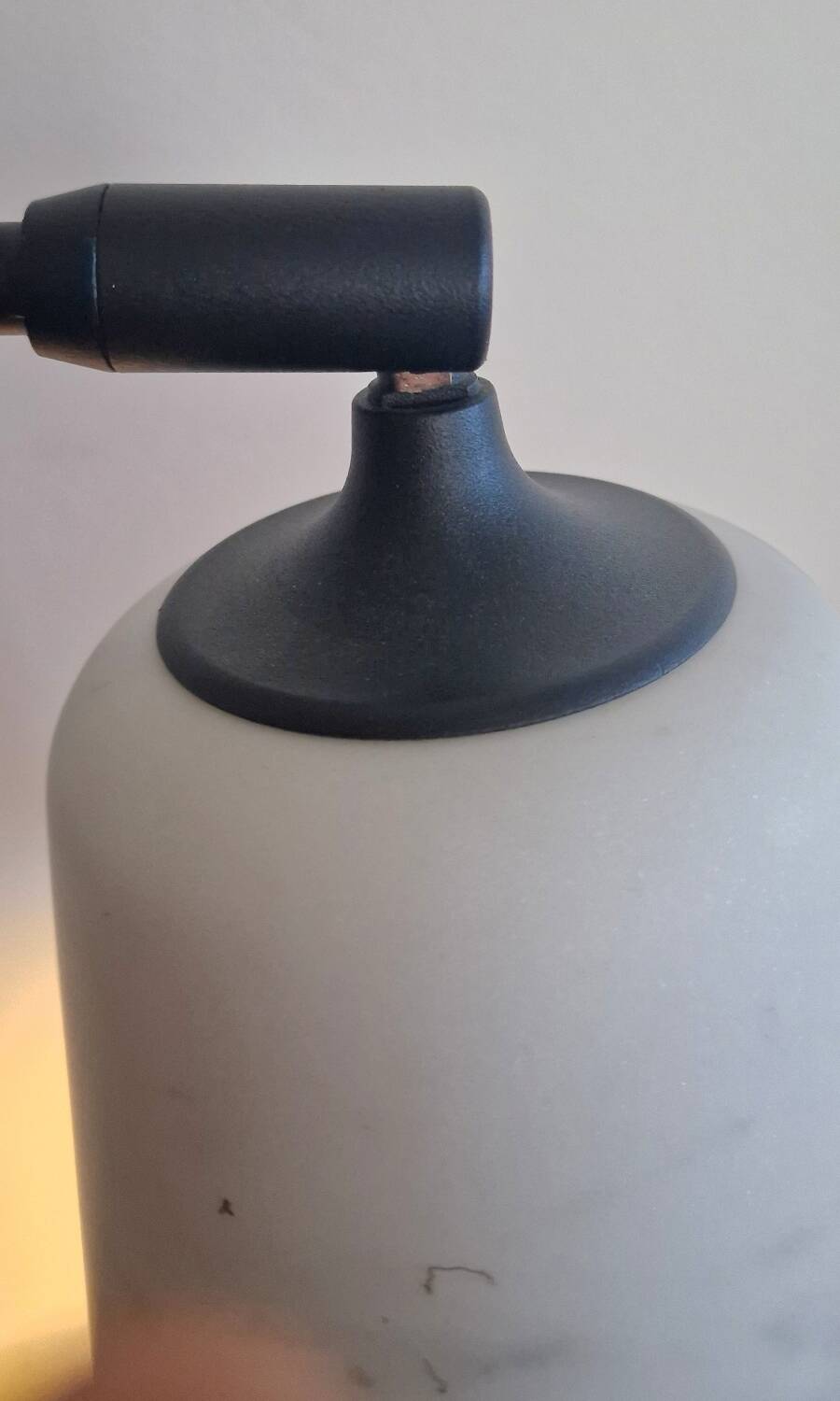 Lampe Material New Works  - Design Noergaard & Kechayas - Marbre/Acier