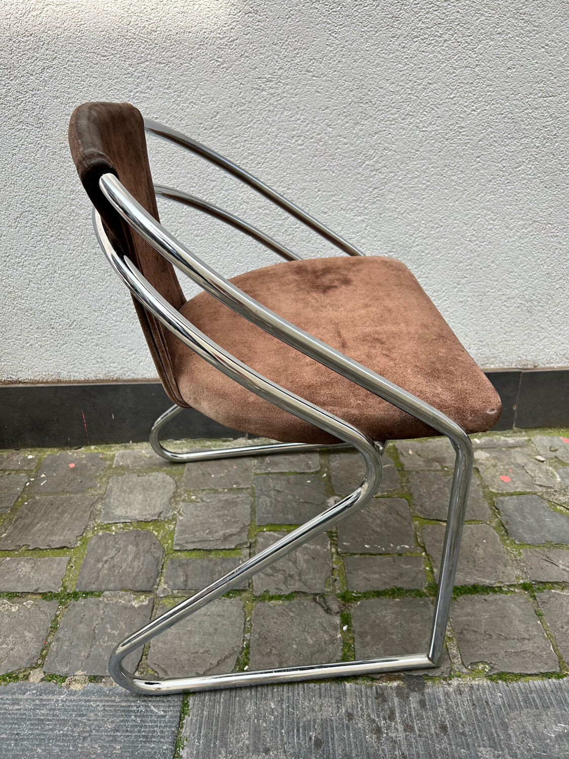 6 vintage chrome and suede design chairs