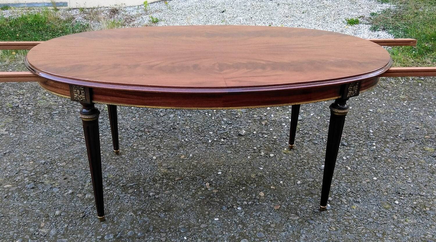 Louis XVI style oval table from the 70s