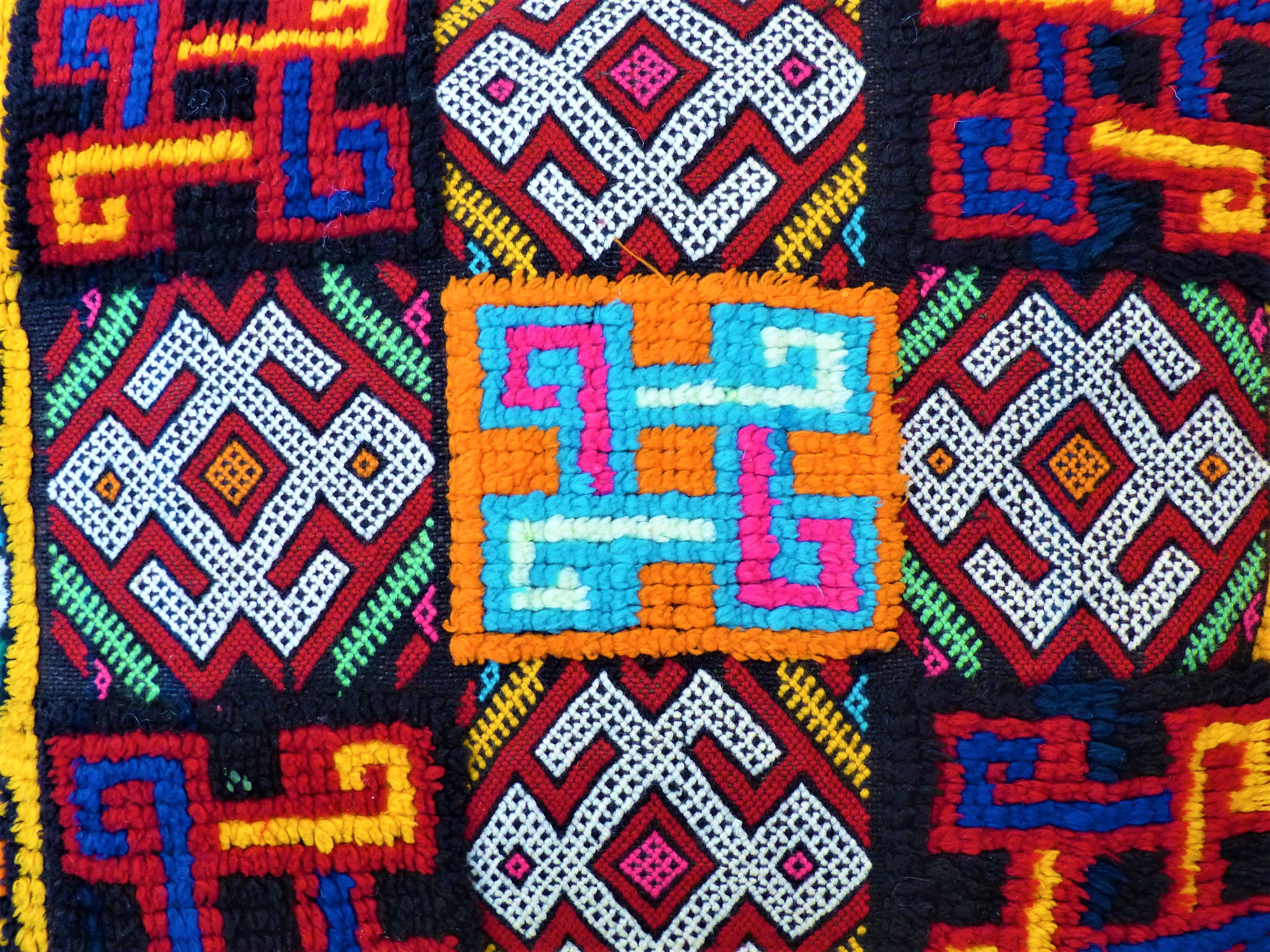 Berber ethnic cushion Beldi Aïcha