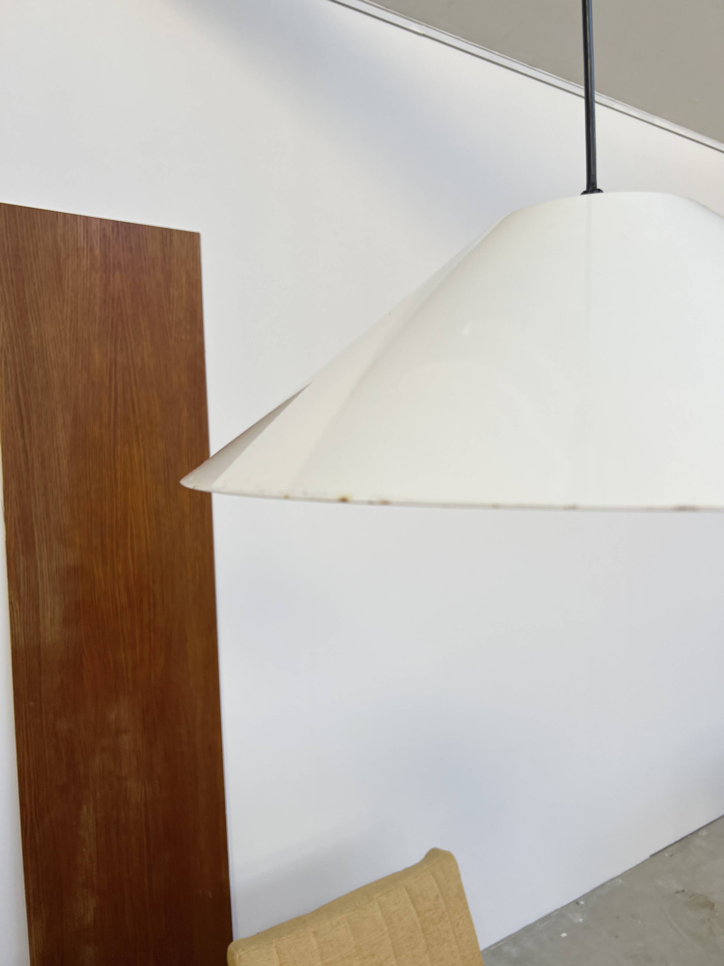 Lita 6047 White Pendant Light – Ø50 – 80s French Industrial Design