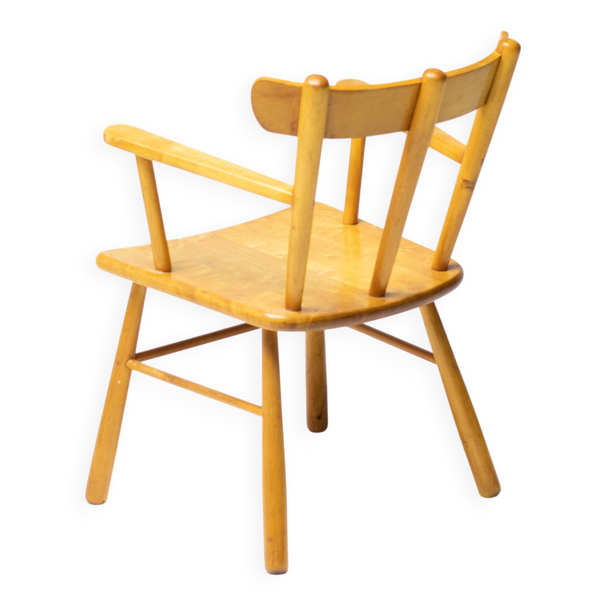 Danish organic armchair in solid birch, curved backrest, 1950s design.