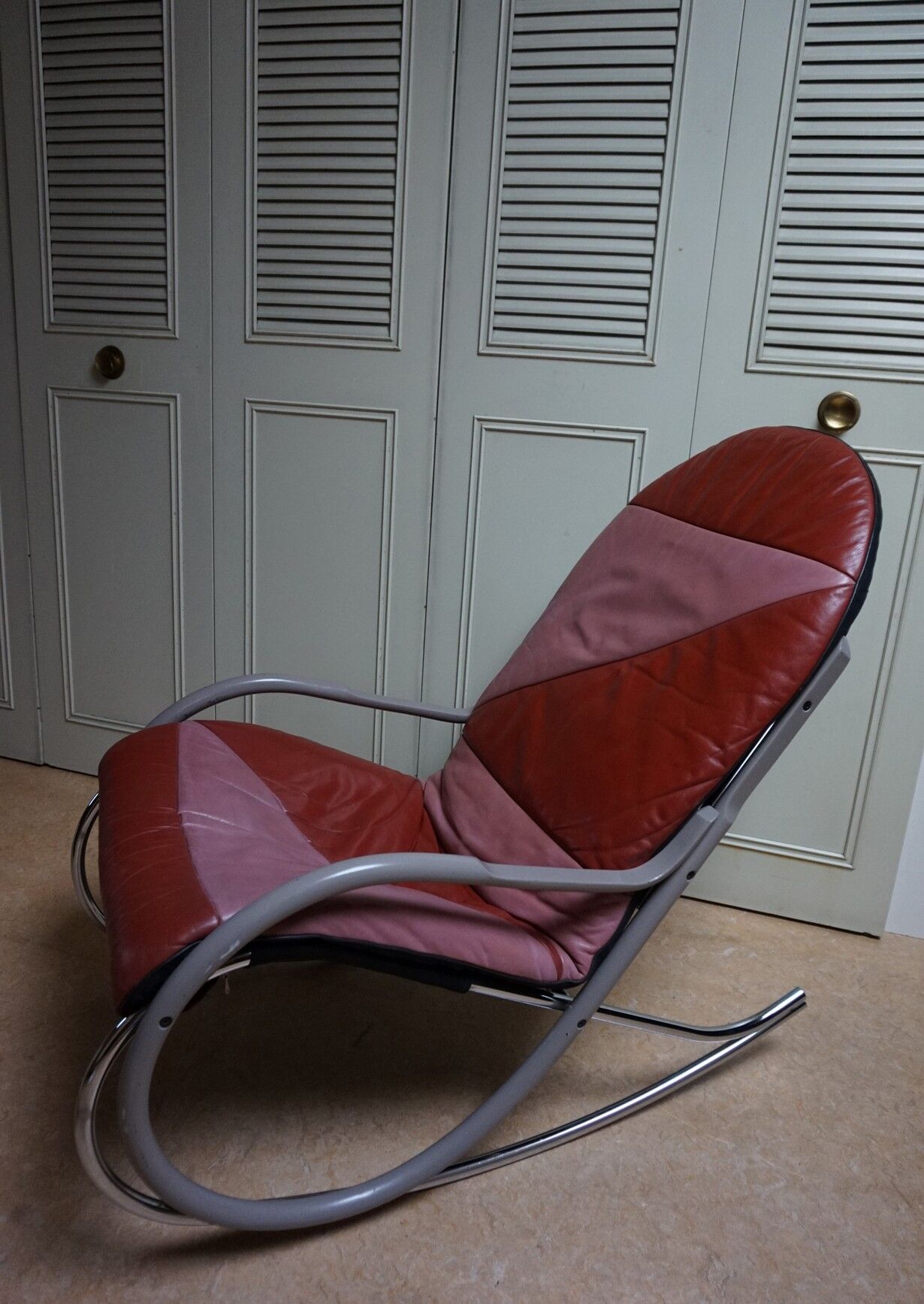 Swiss Nonna Rocking Chair by Paul Tuttle for Sträslle, 1970's
