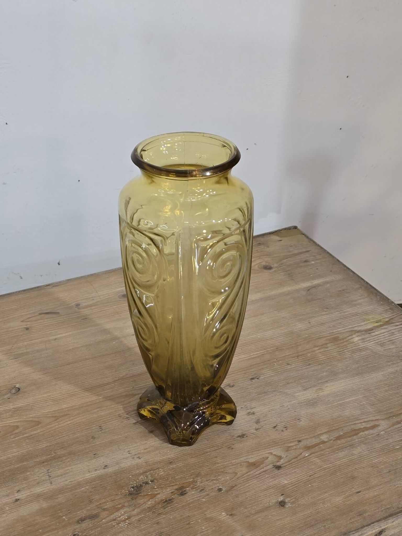 Large Art Deco yellow glass vase
