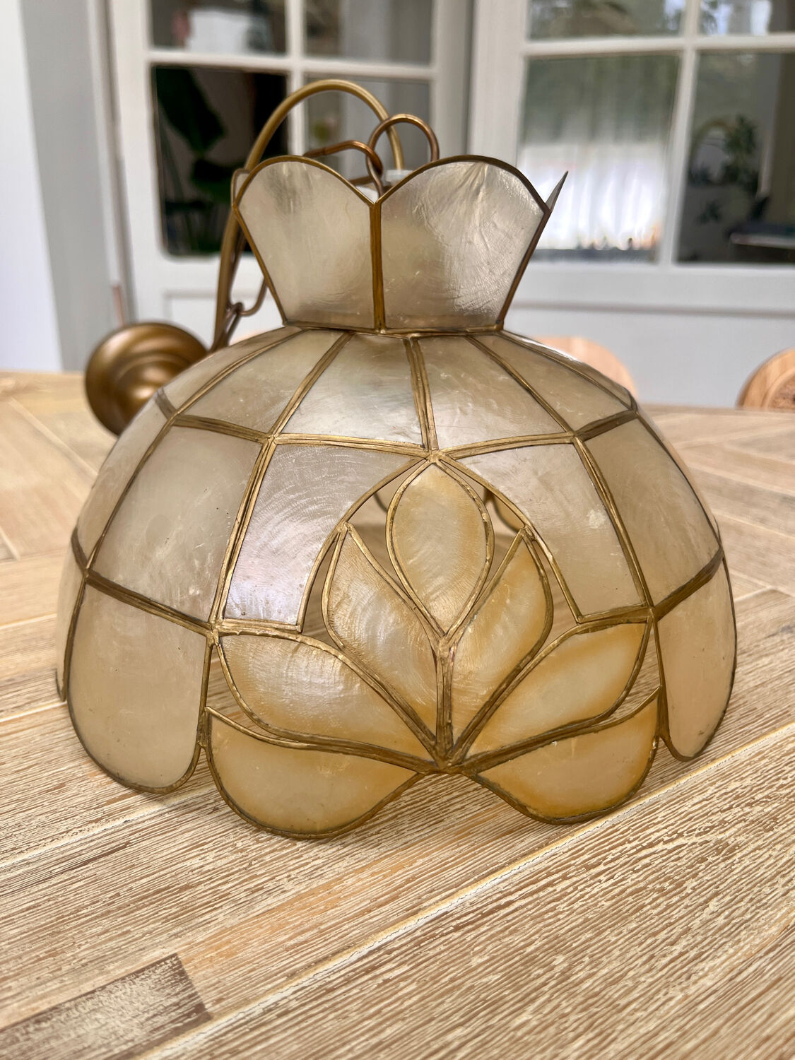 Hazel suspension pearl