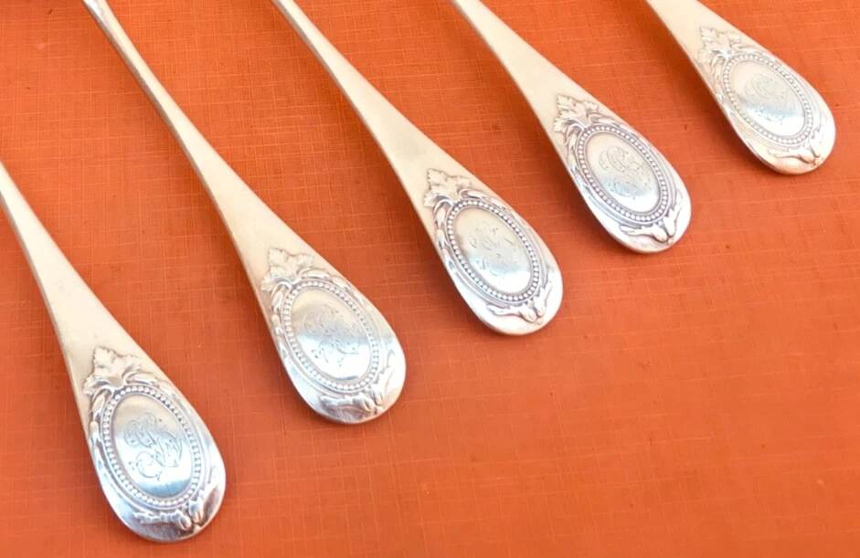 5 table forks Orfèvre Christofle Collection Fidelio baguette