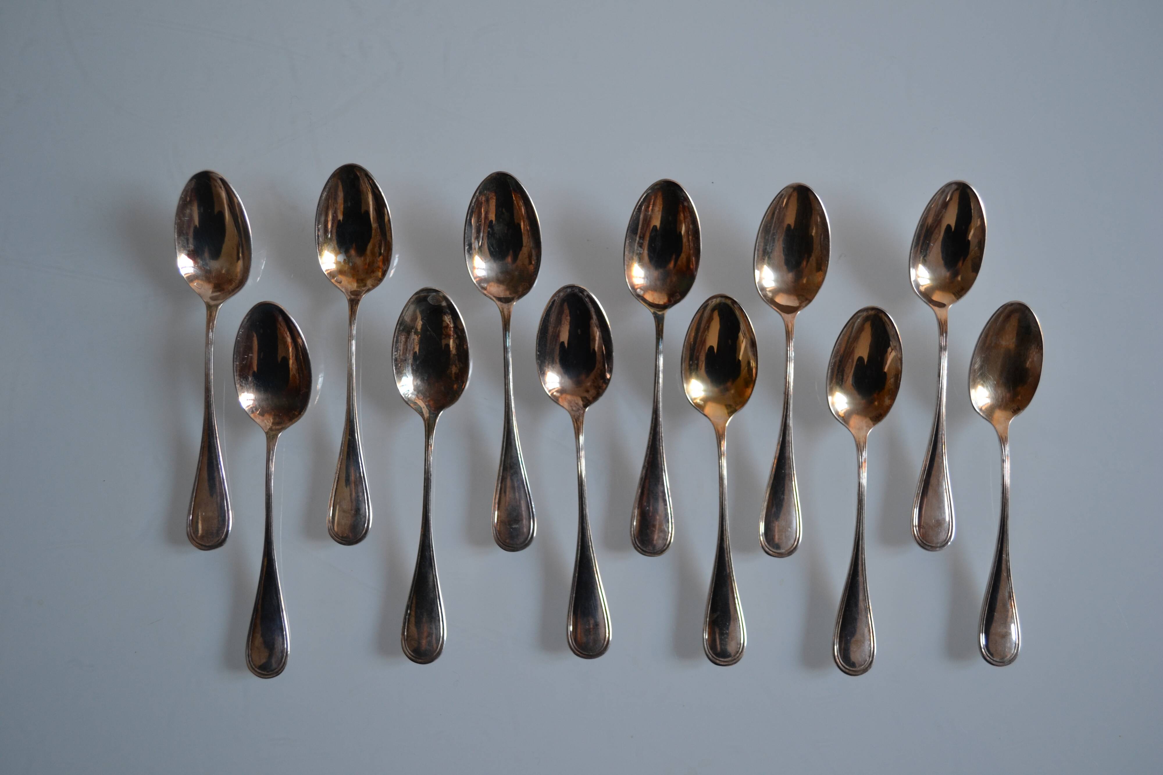 12 Silver-plated metal mocha spoons