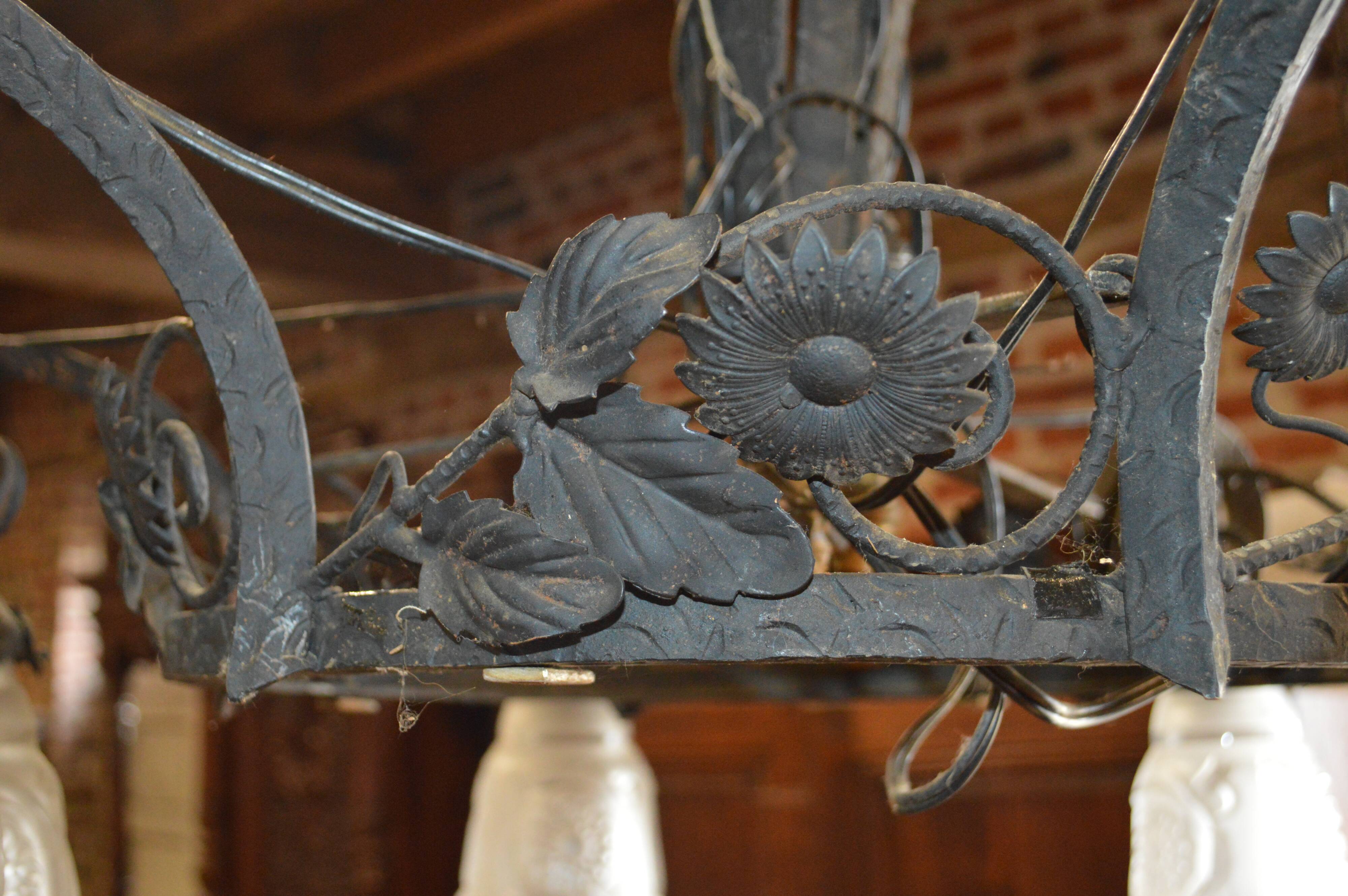 Wrought iron chandelier art deco style with floral décor