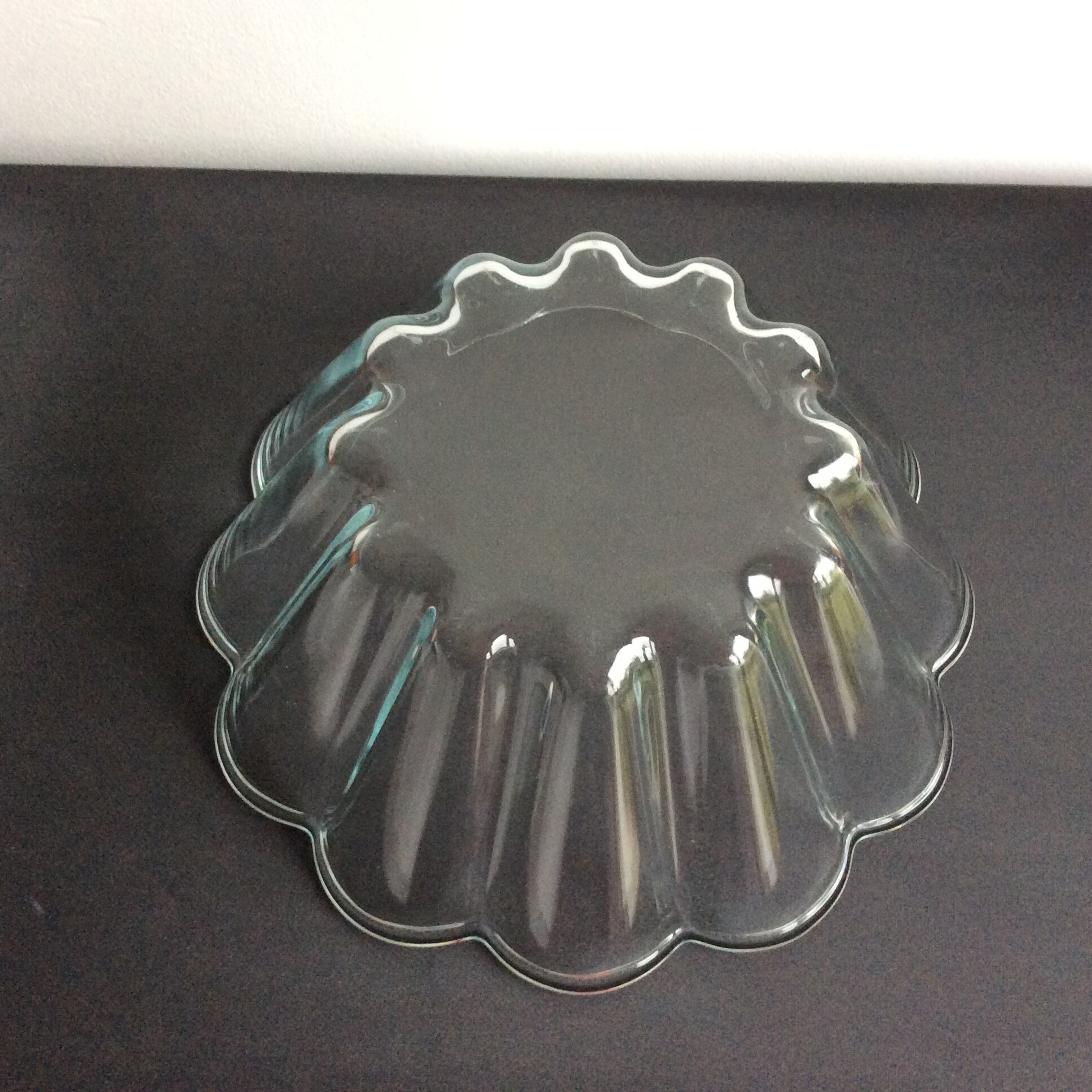 Cake mold (Charlotte or other) fluted glass PYREX - vintage
