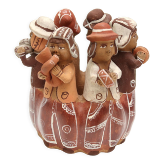 Peruvian terracotta sculpture, musicians in the round