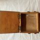 Petite travailleuse en bois vintage