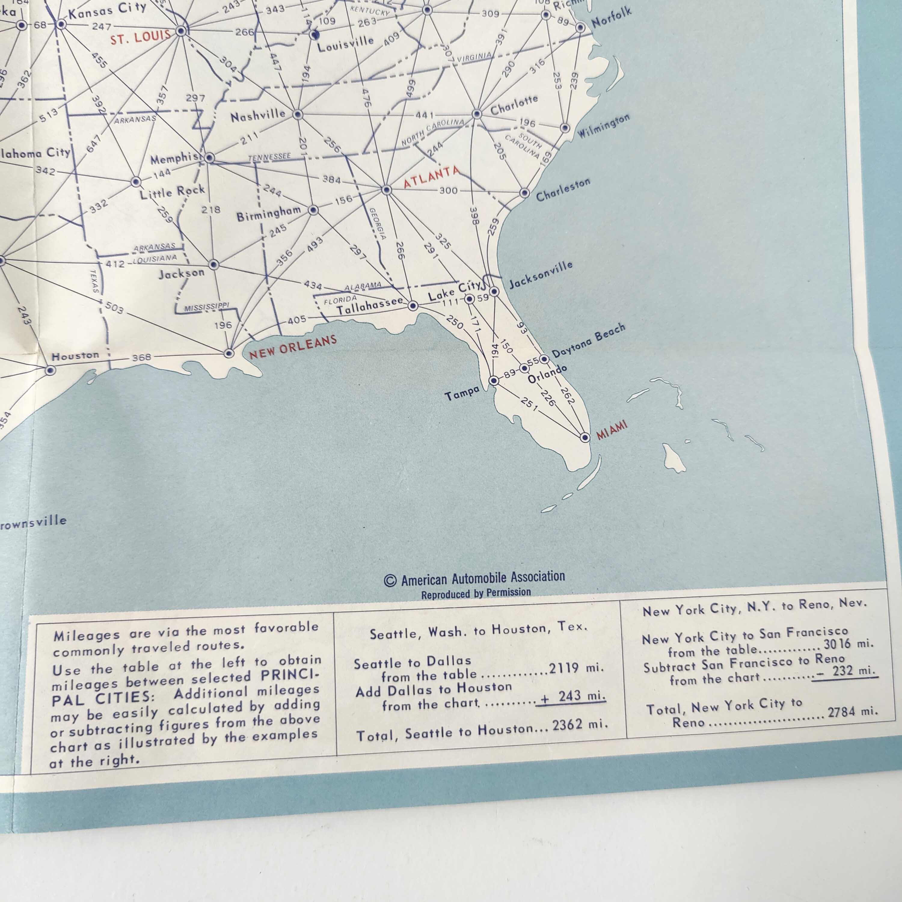 Vintage map USA 1970 America