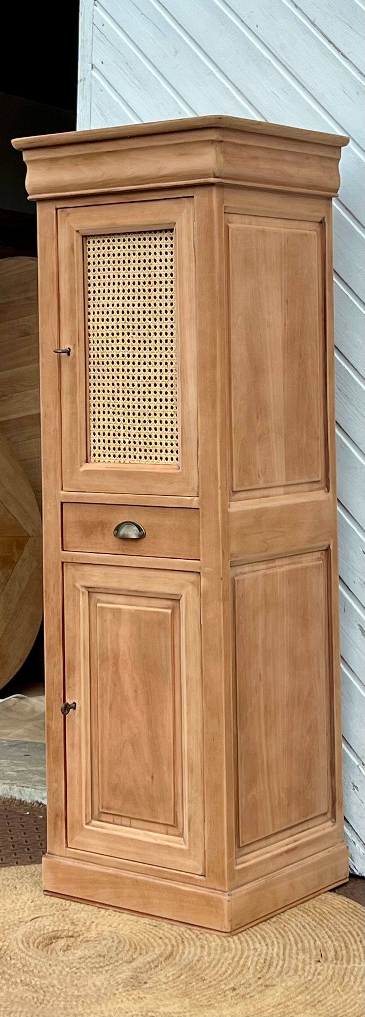 Small renovated cupboard: bonnetière / tall boy in raw solid wood.