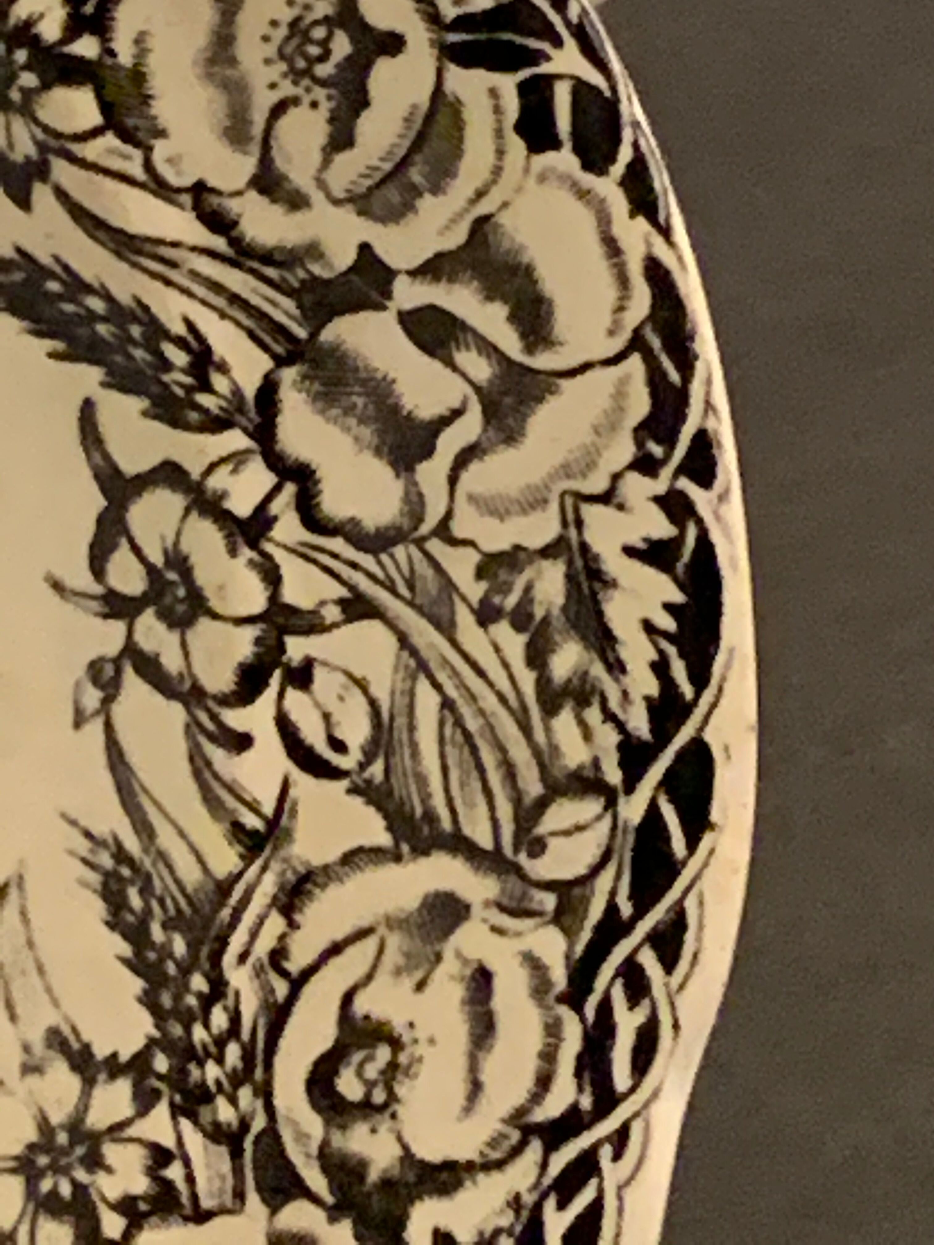 Dessert plate on partridge hunting, Gien 19th century