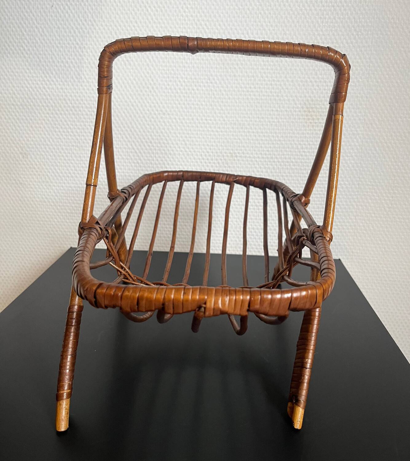 Vintage wicker basket