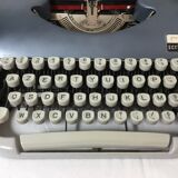 Typewriter japy script