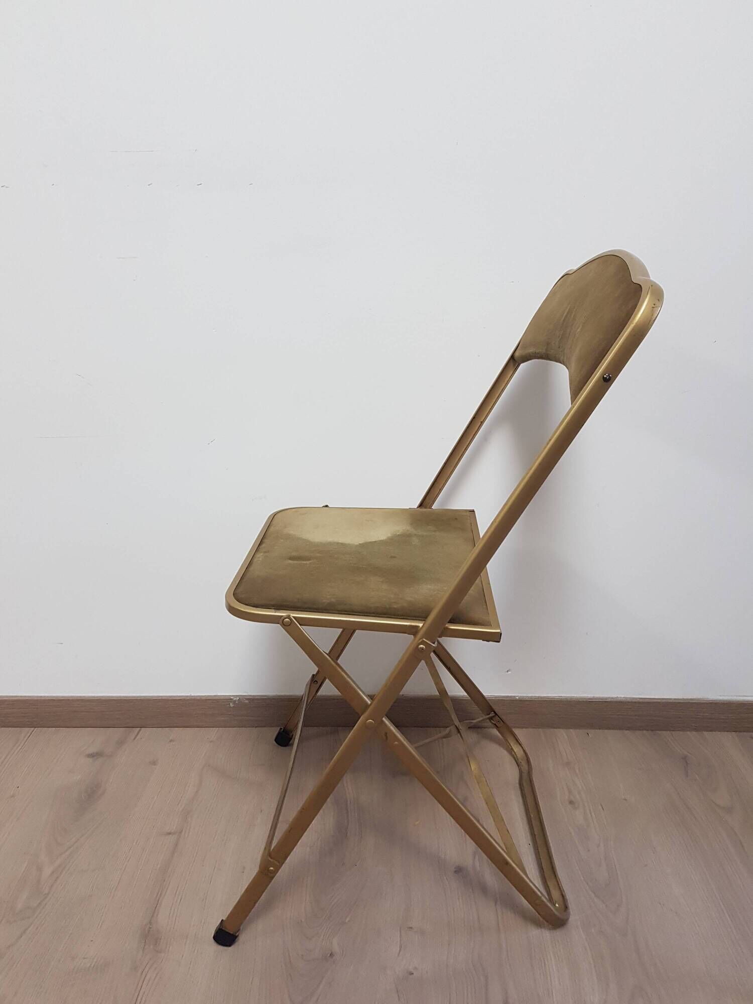 Set of 4 opera theater folding chairs from the 70s two-tone velvet brass