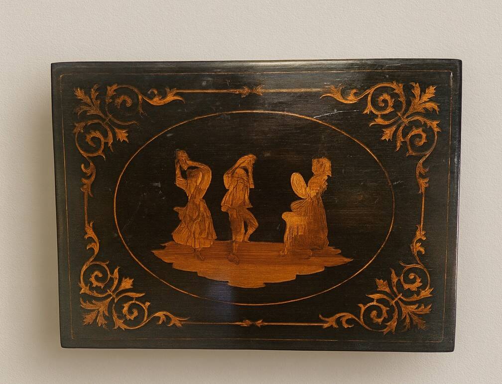 Sorrento marquetry box with a scene of three dancers in a medallion.