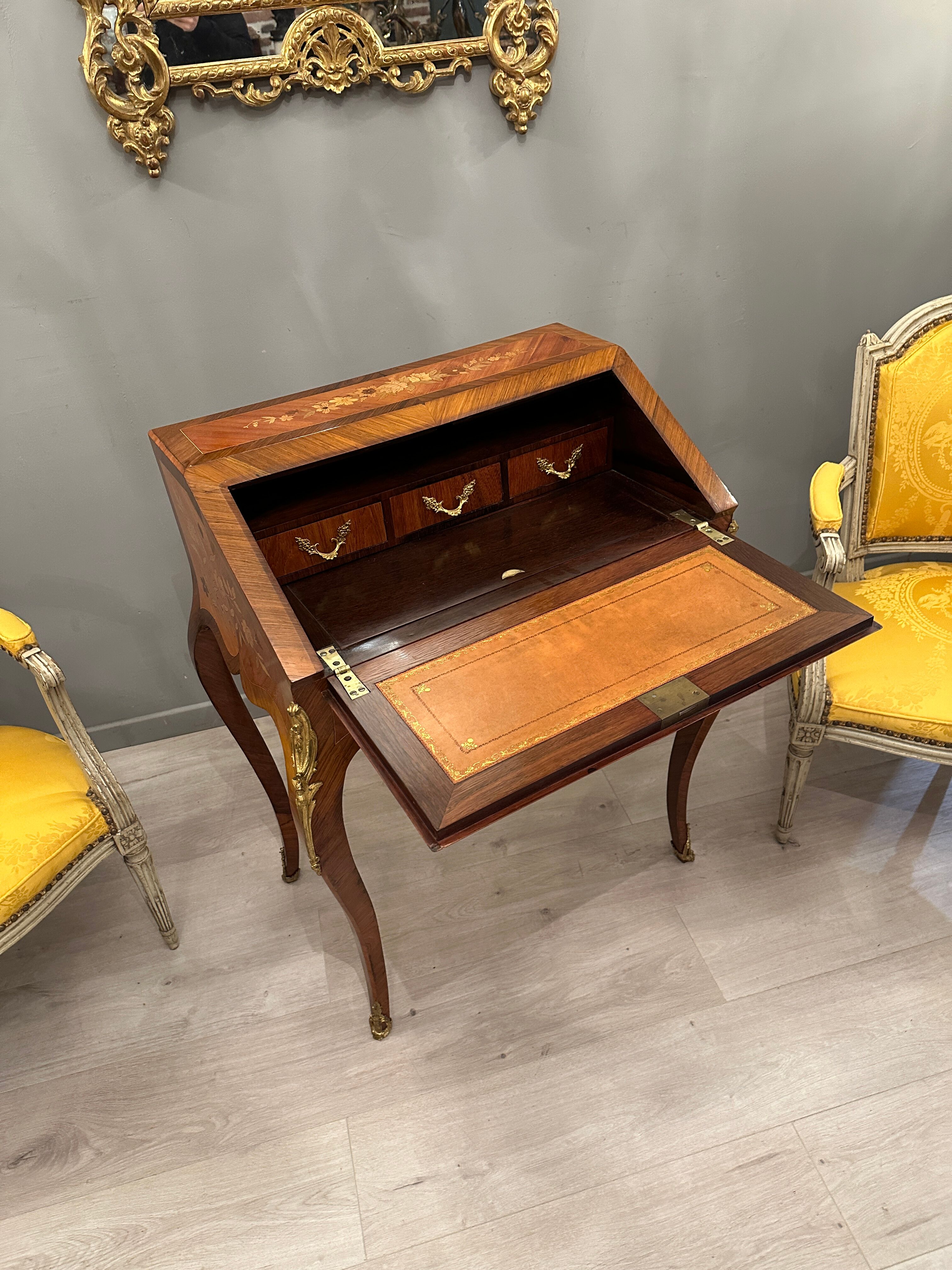 Writing desk in marquetry of the napoleon III period around 1870