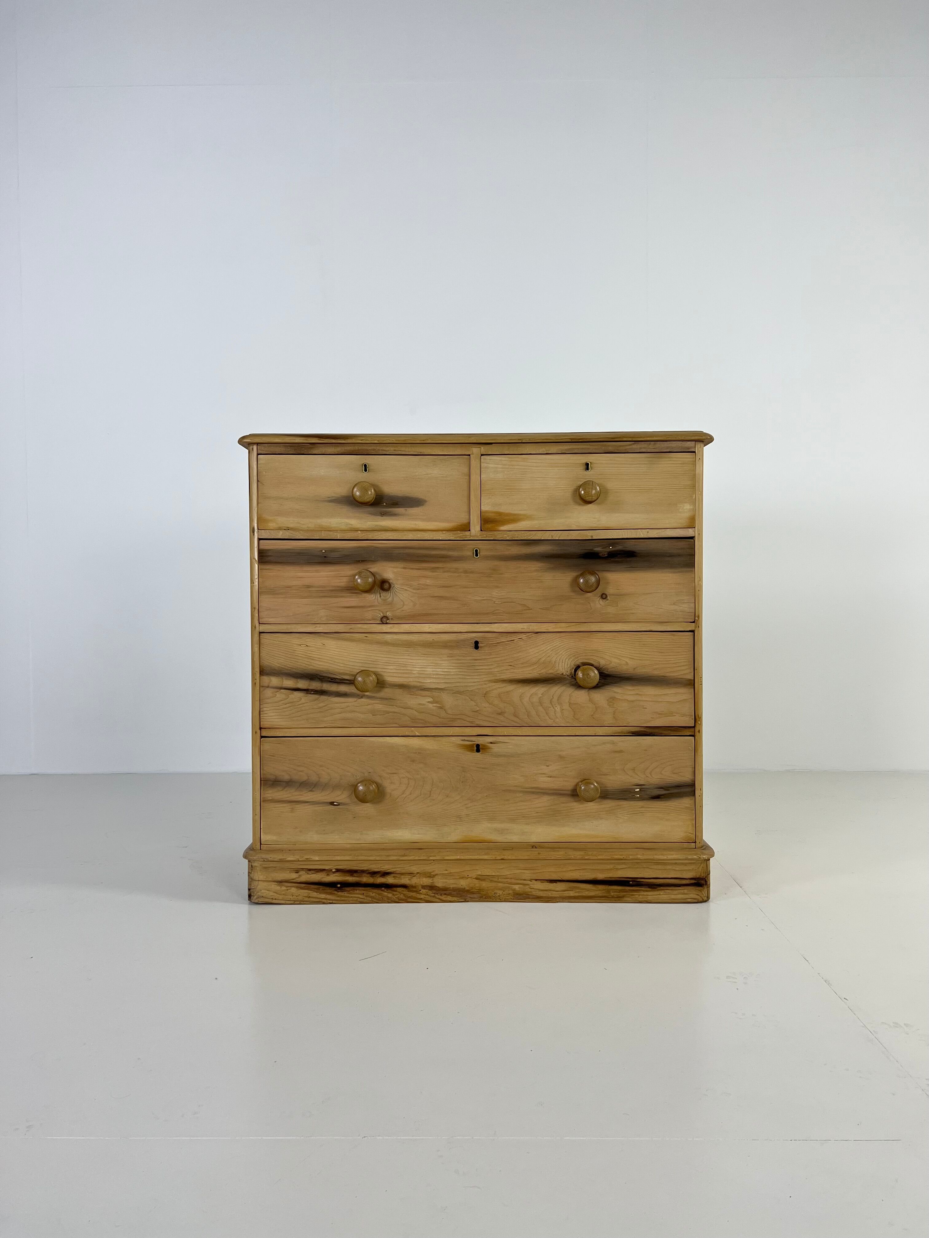English chest of drawers pine wood