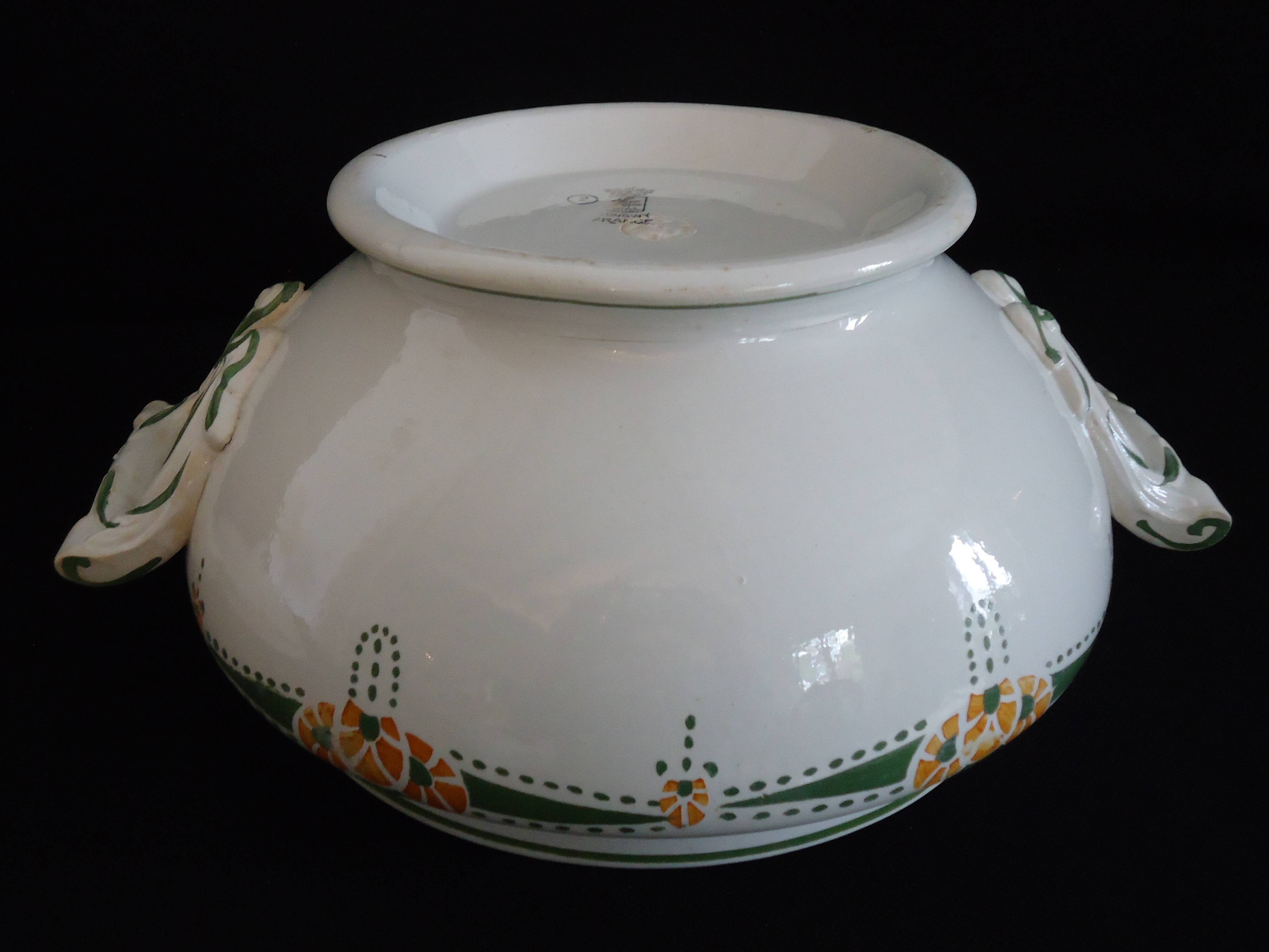 Longwy art deco vegetable touner