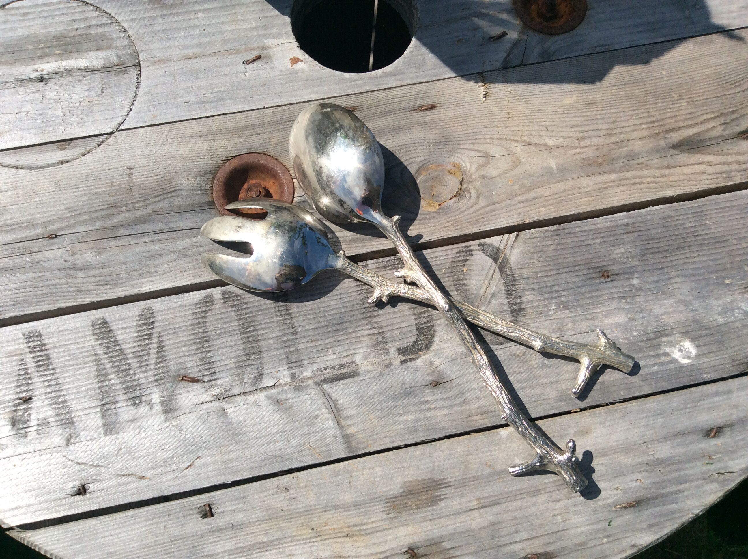 Silver metal salad cutlery