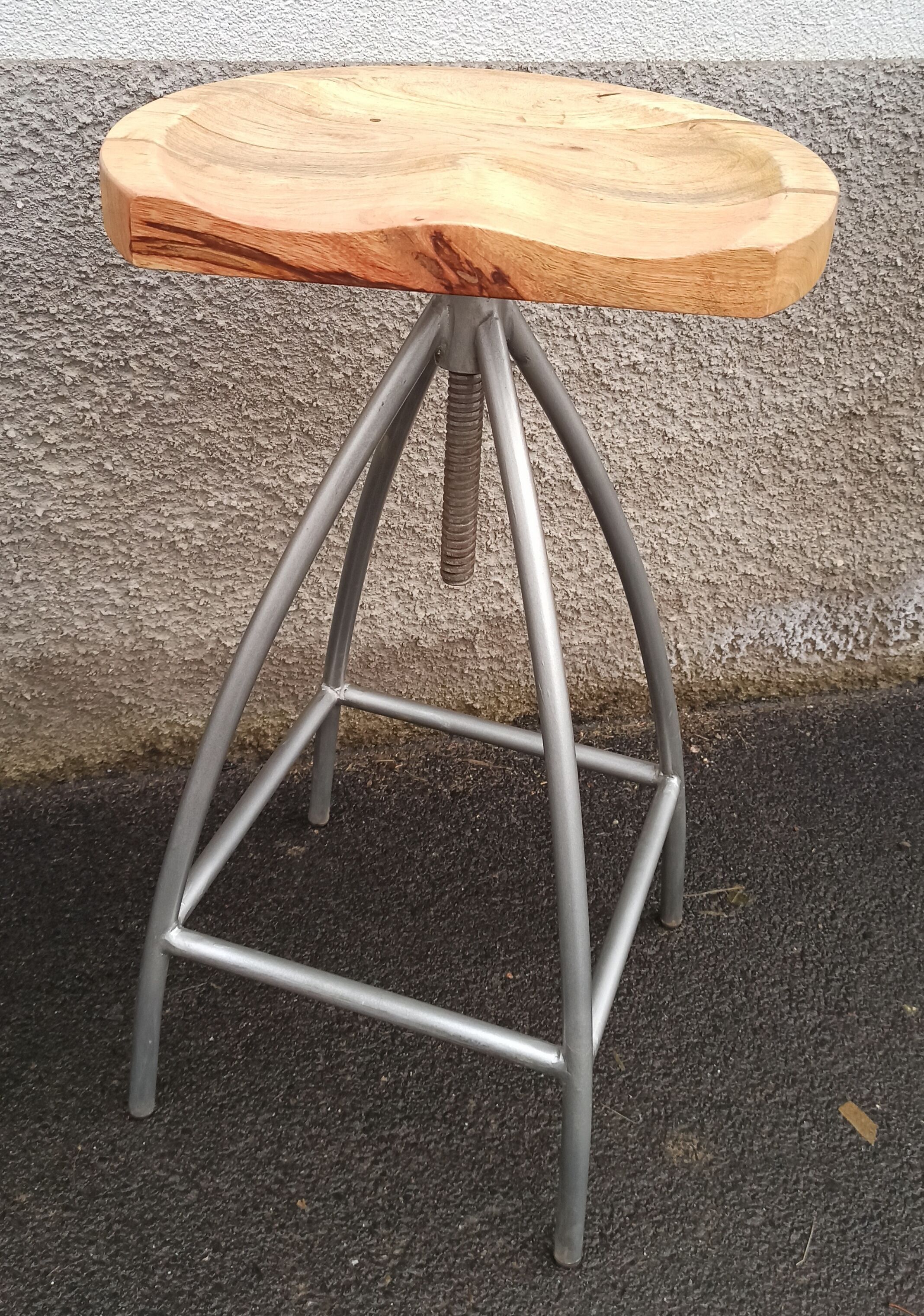 Set of 6 wooden stools with adjustable metal legs
