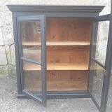 Vitrine noire restaurée
