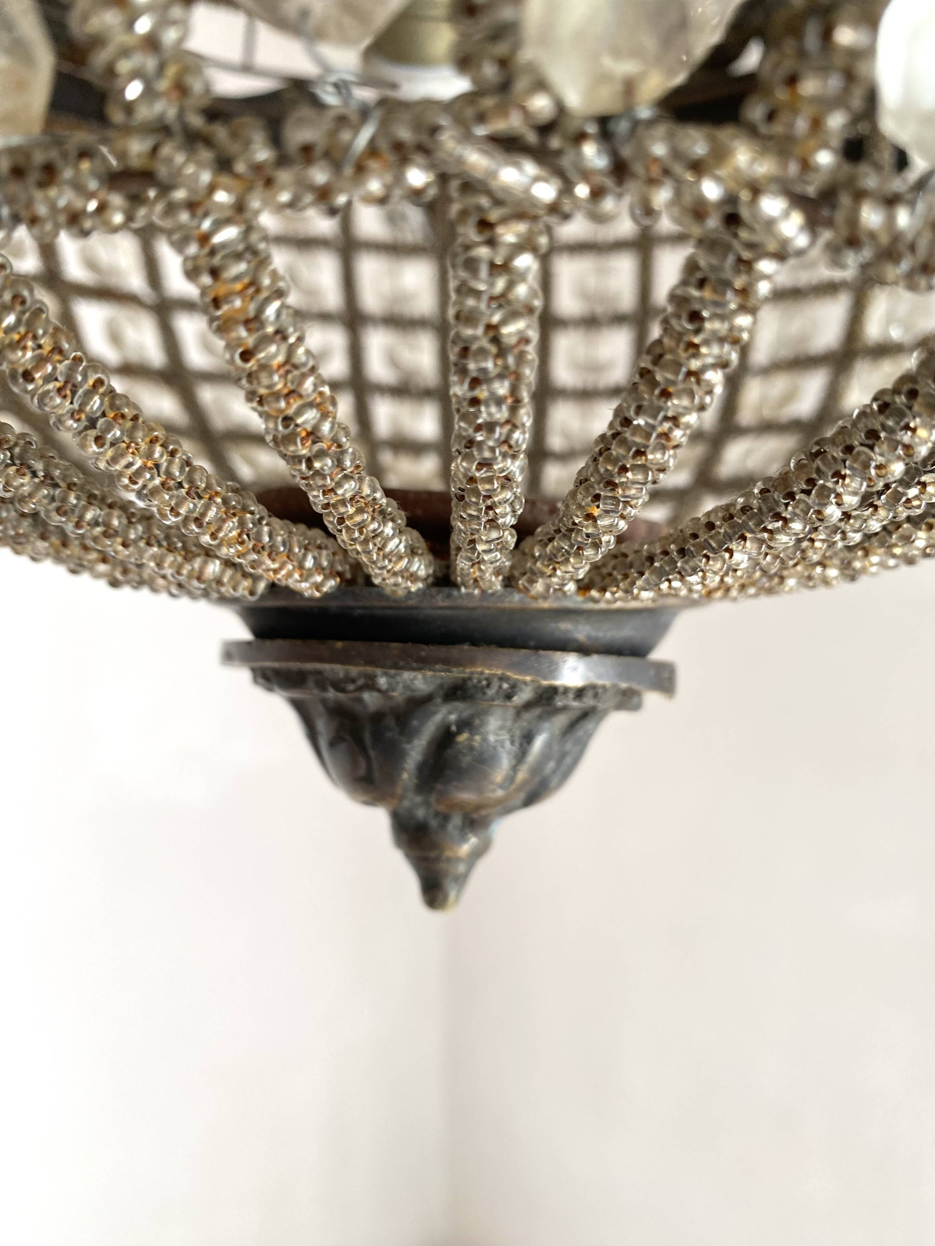 Empire-style hot air balloon chandelier with 6 lights and crystal drops