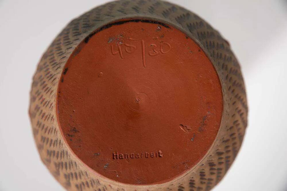 Handmade vintage vase 30/45