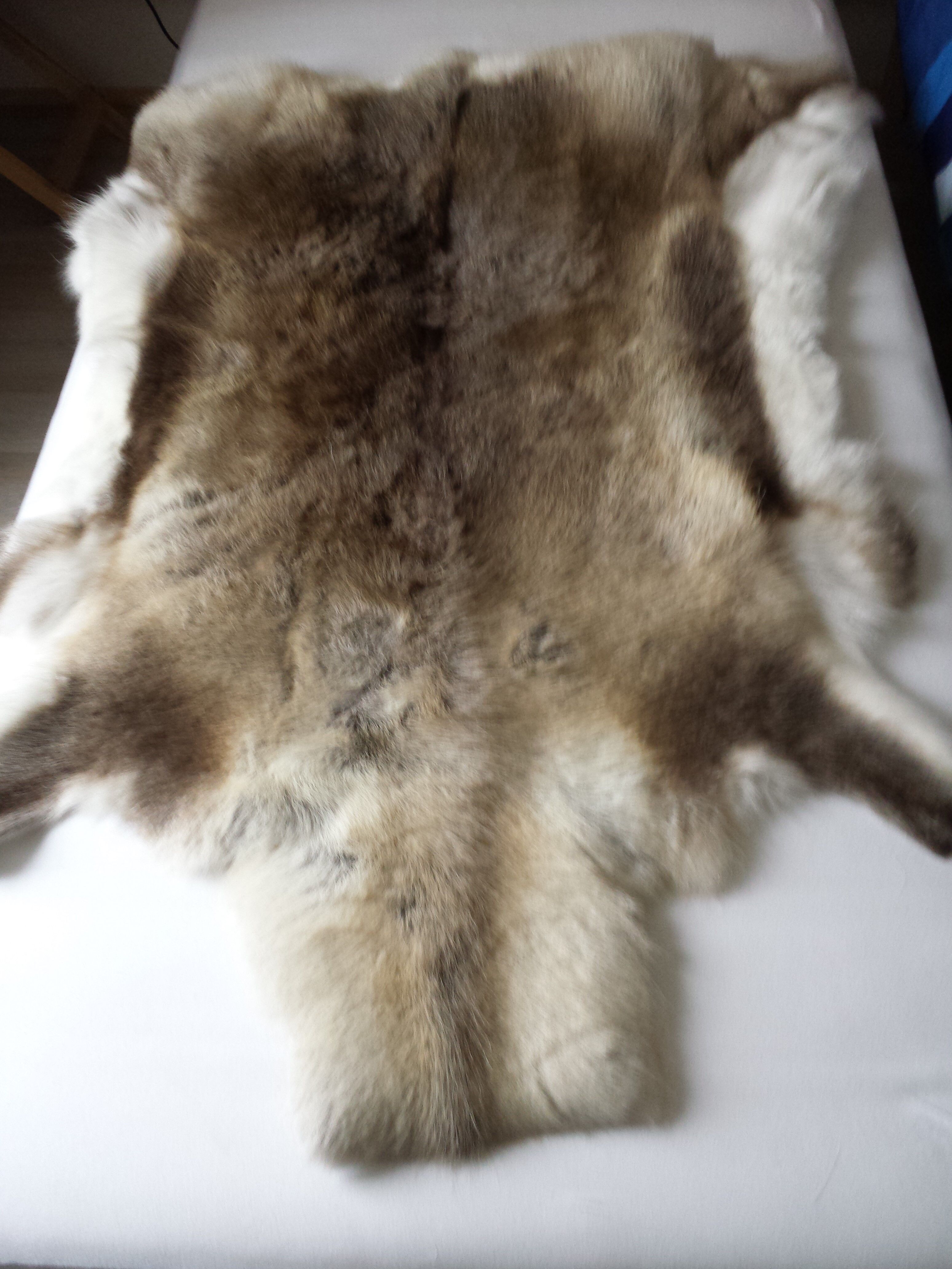 Reindeer skins 130x 80 cm