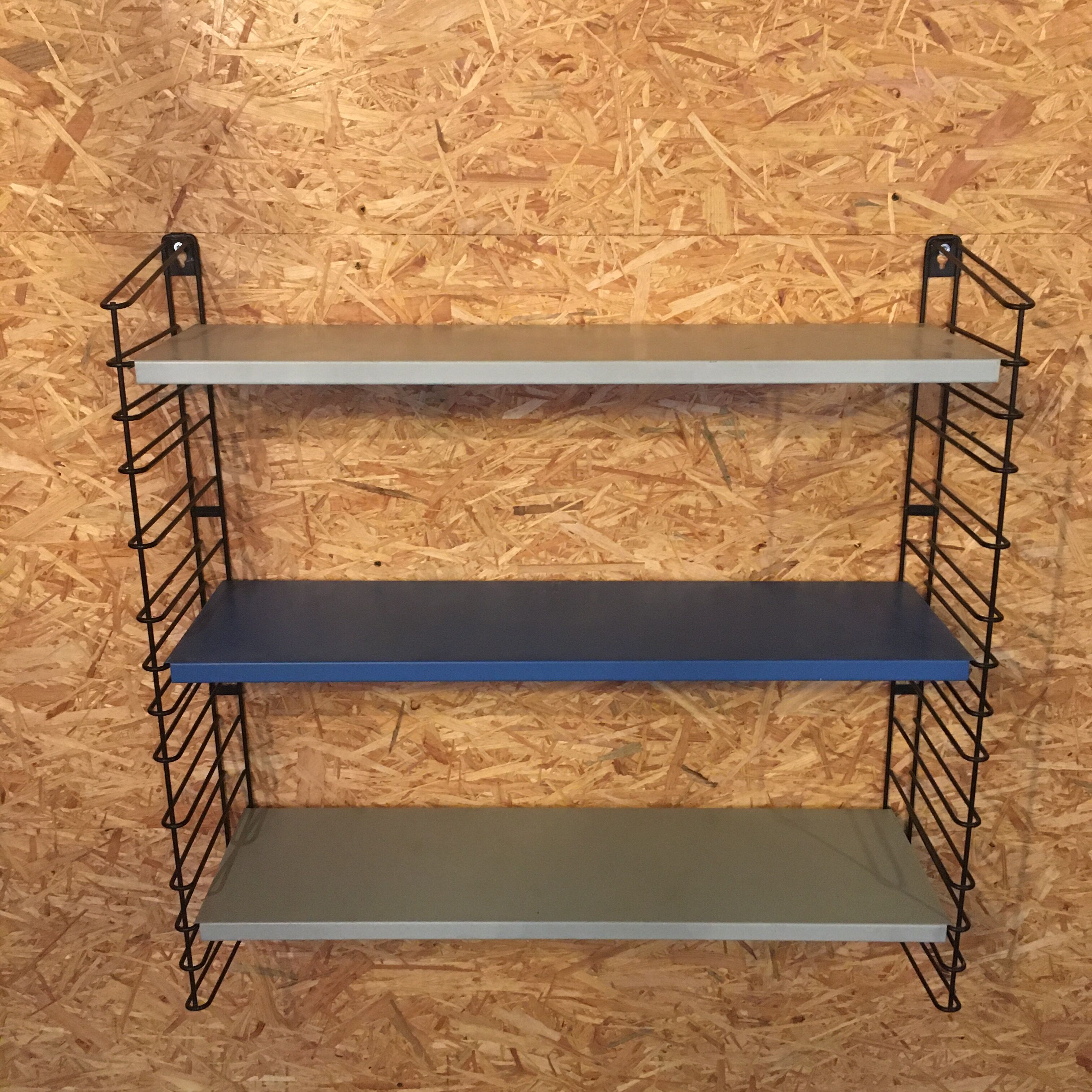 Tomado shelf