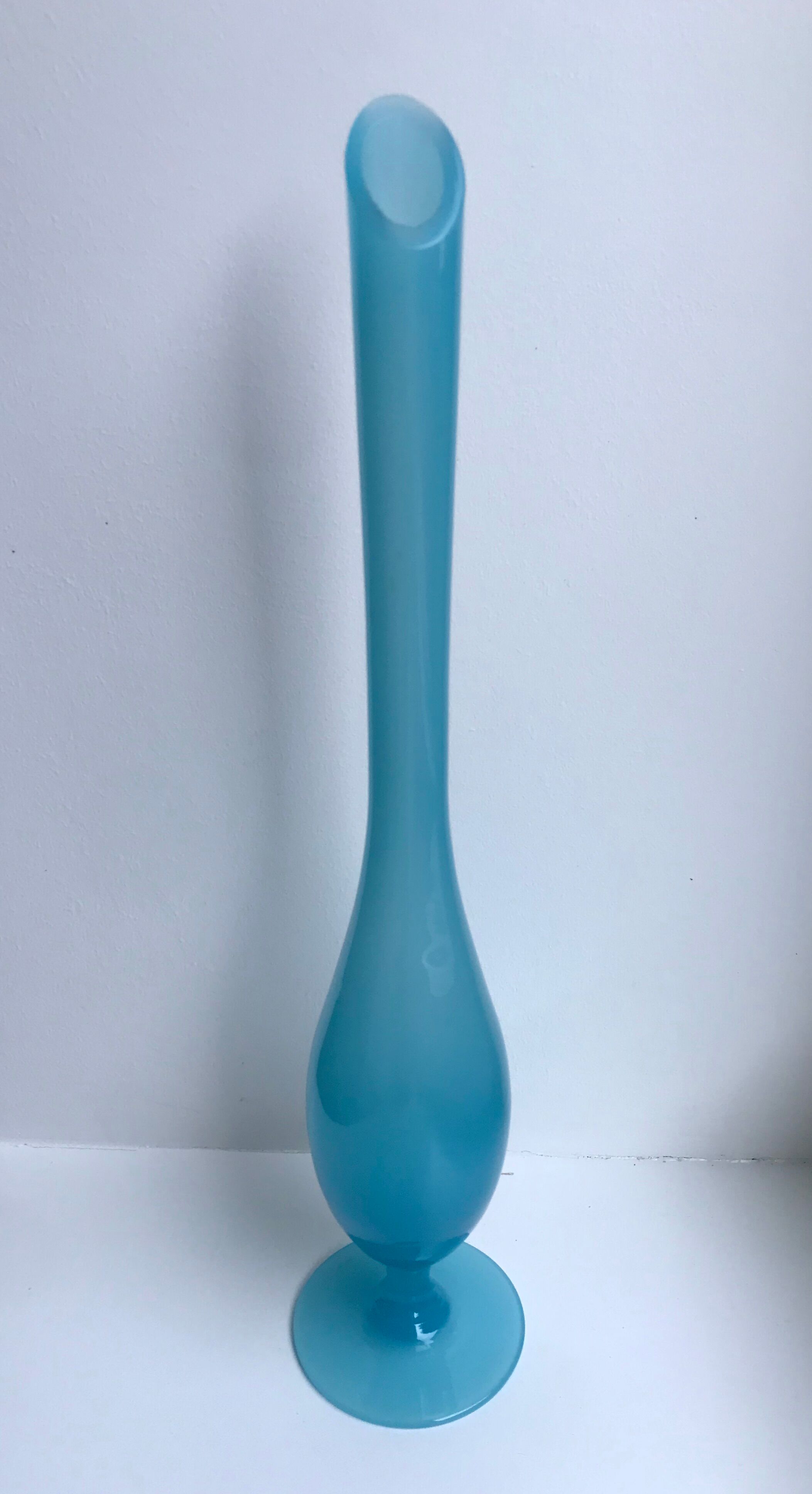 soliflore in blue opaline 60s