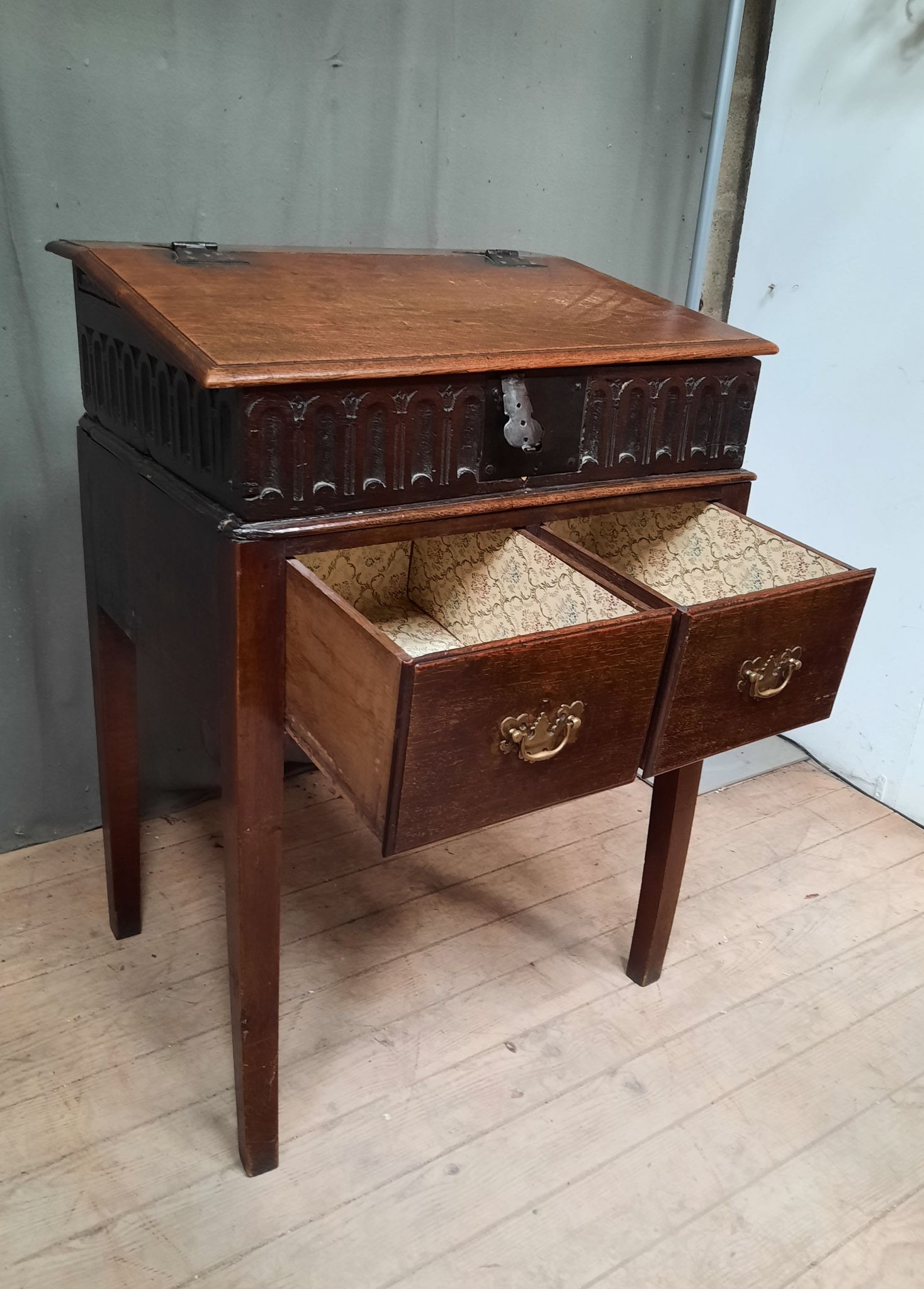Meuble pupitre