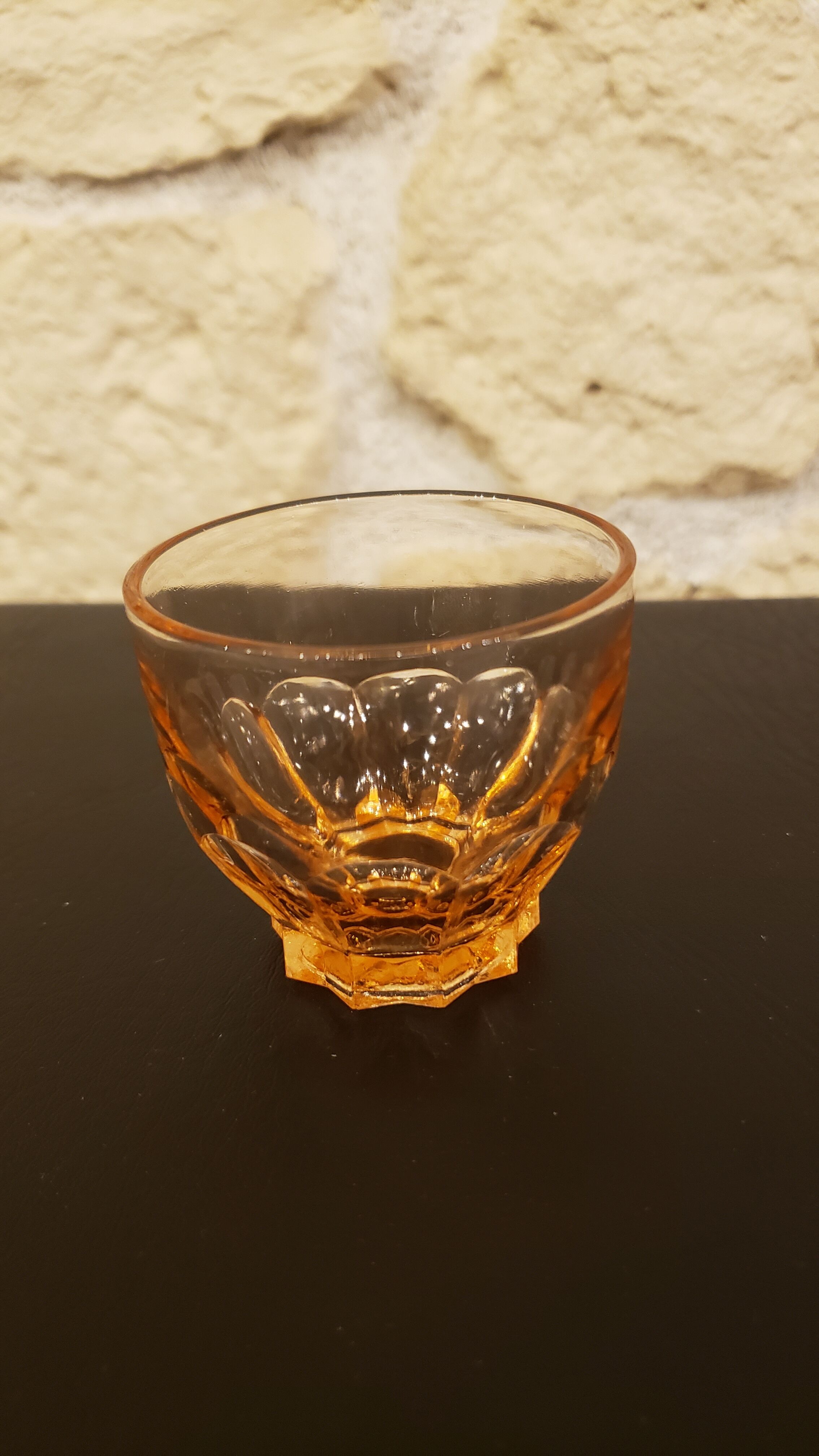 12 petits verres rétro pied étoile en verre rose
