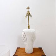 Large white ceramic fan-shaped table lamp - Art Deco style