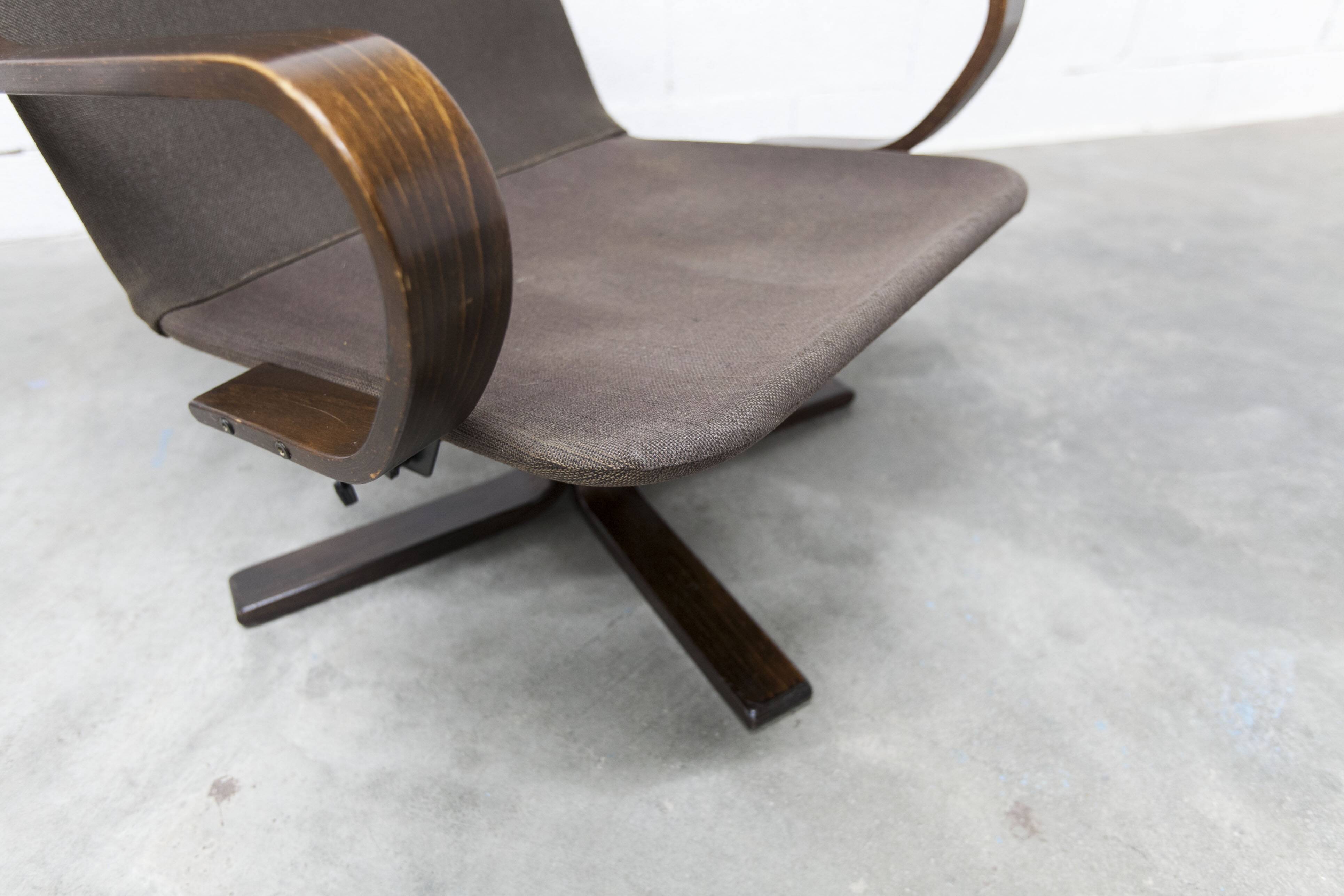 Scandinavian armchair 1970 curved laminated wood leather seat