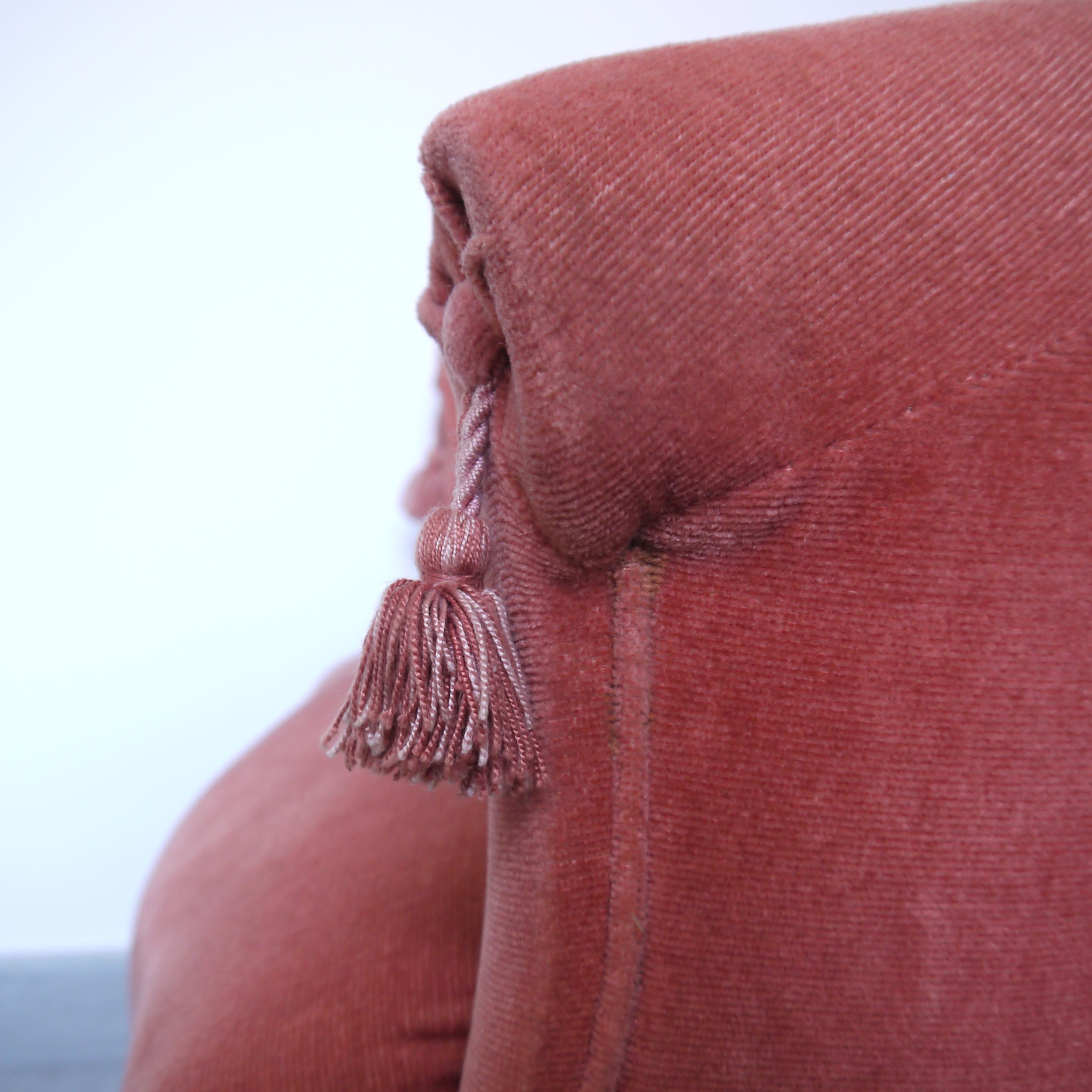 Armchair toad in velvet rose