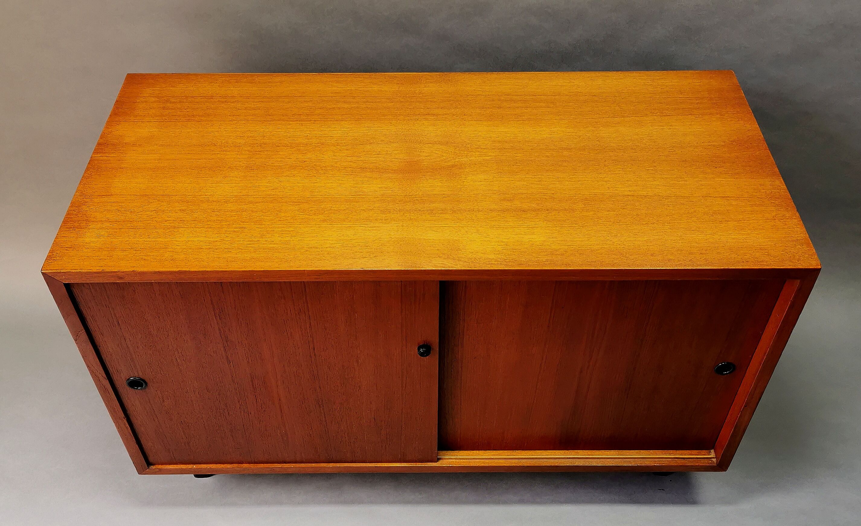 Teak sideboard 60