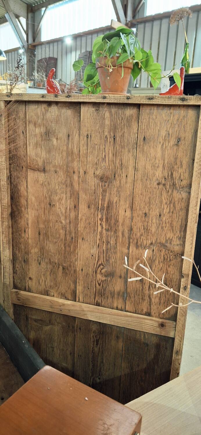 Meuble d'atelier à casiers