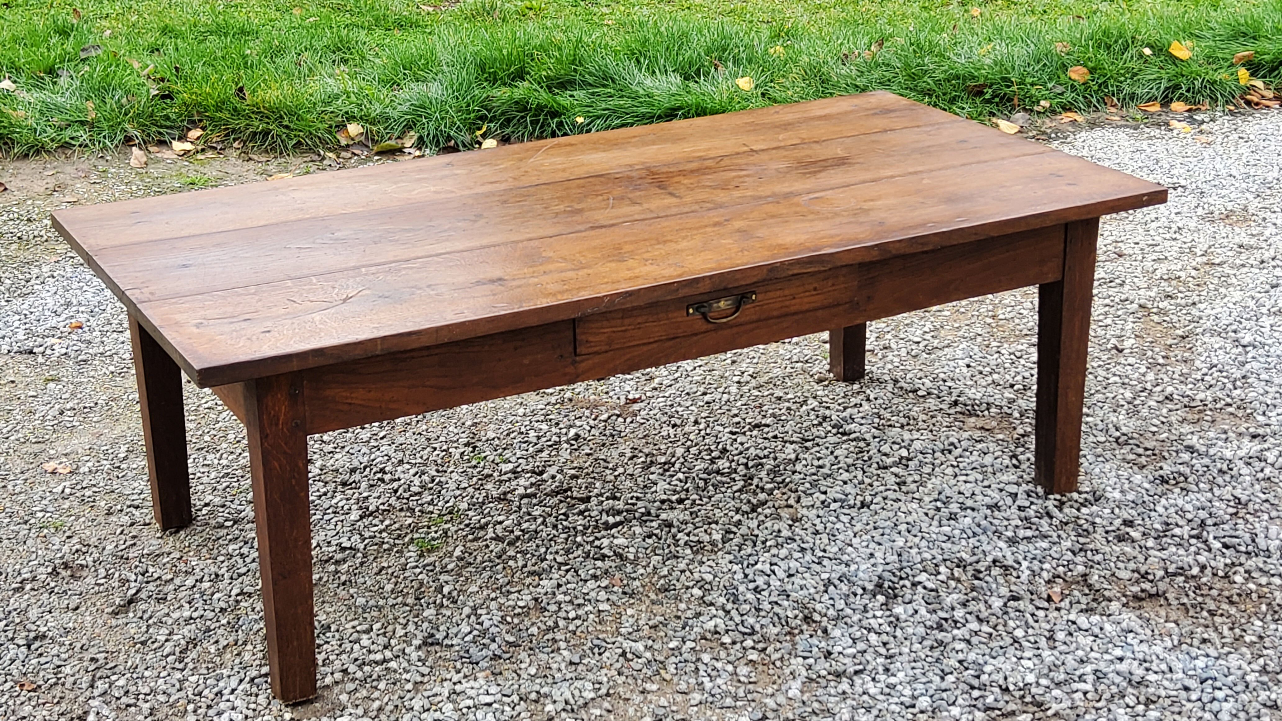 Oak farmhouse coffee table nineteenth century 1 drawer feet bobbins 149cm