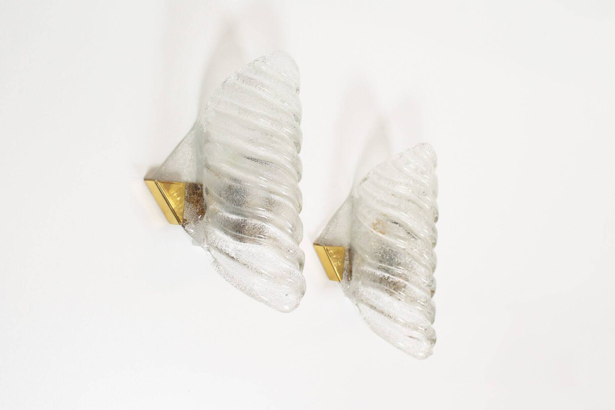 Large pair of 1970s Murano glass and brass wall sconces by Hillebrand